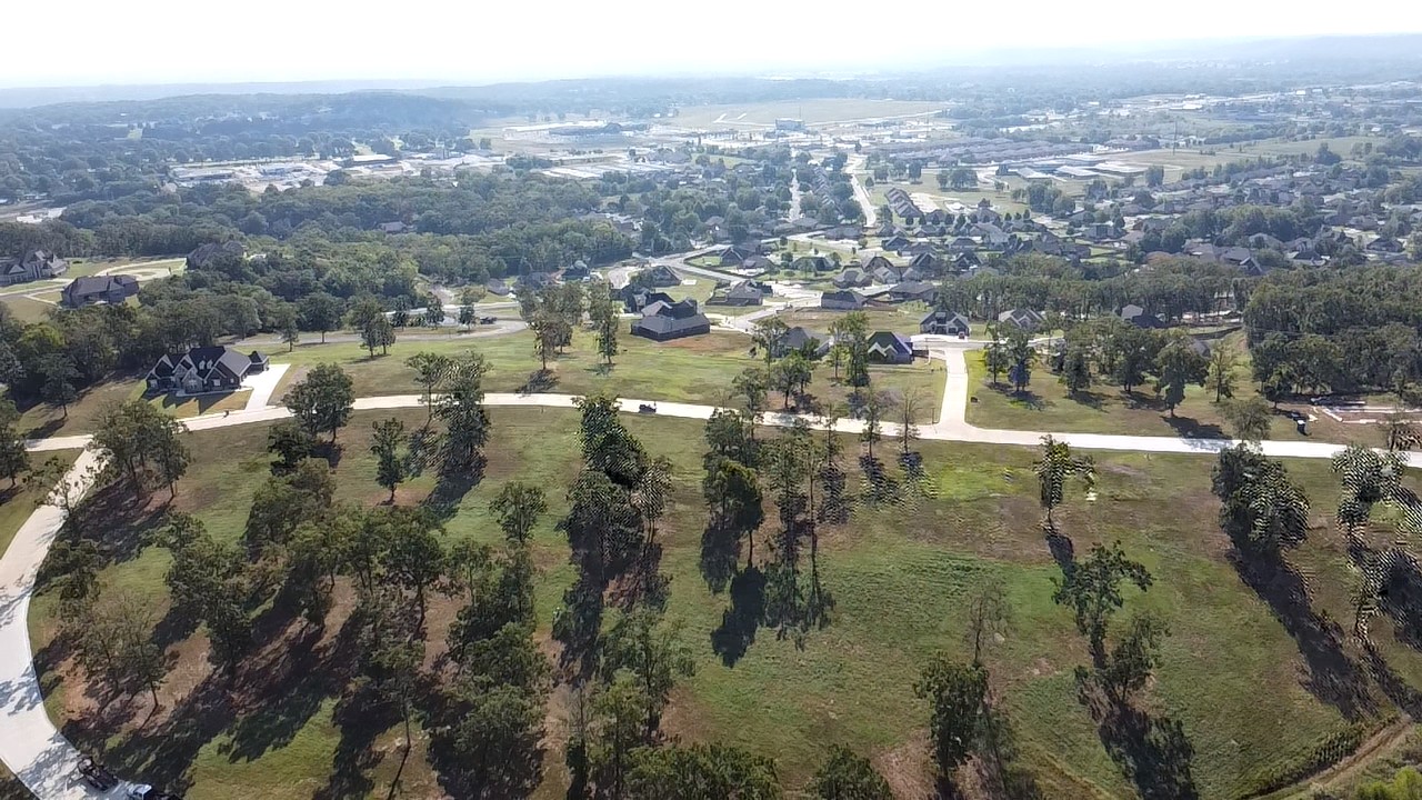 828 Ridgeview Drive Property Photo 1