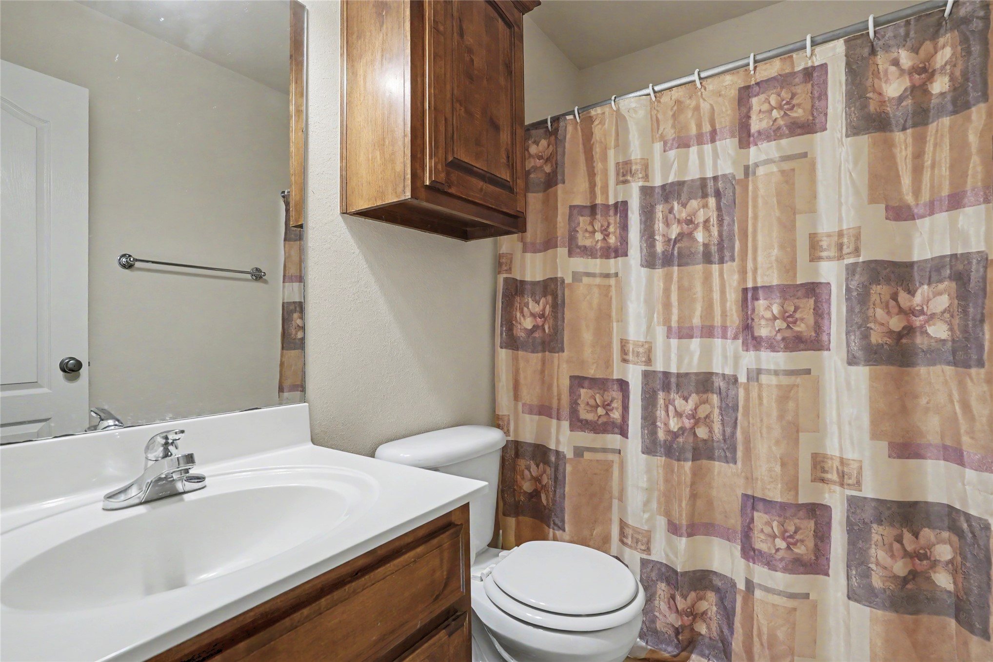 12528 S Date Street Property Photo 18