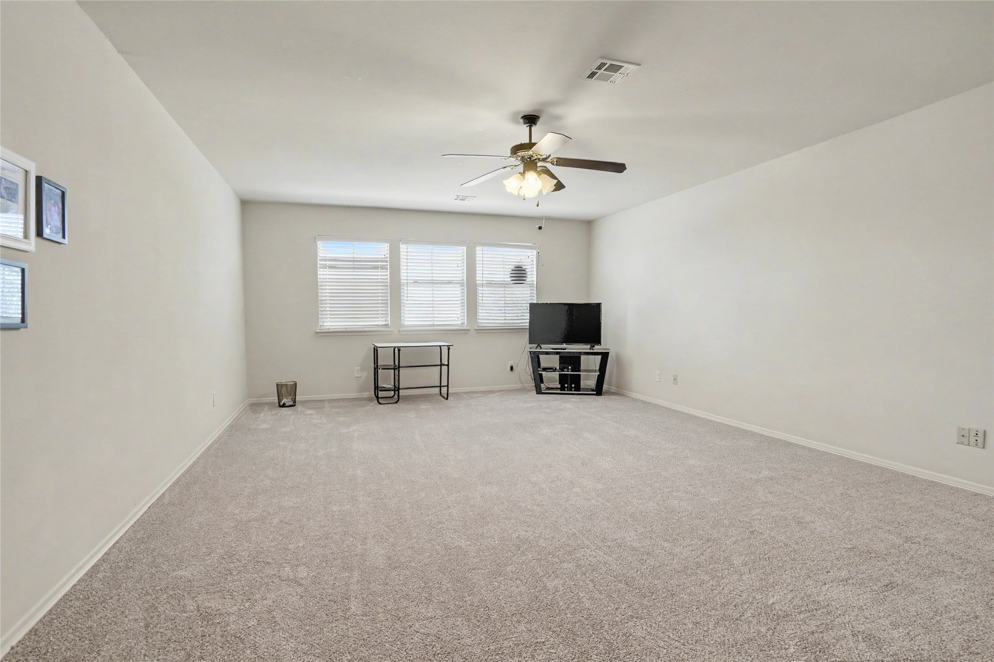 12528 S Date Street Property Photo 22