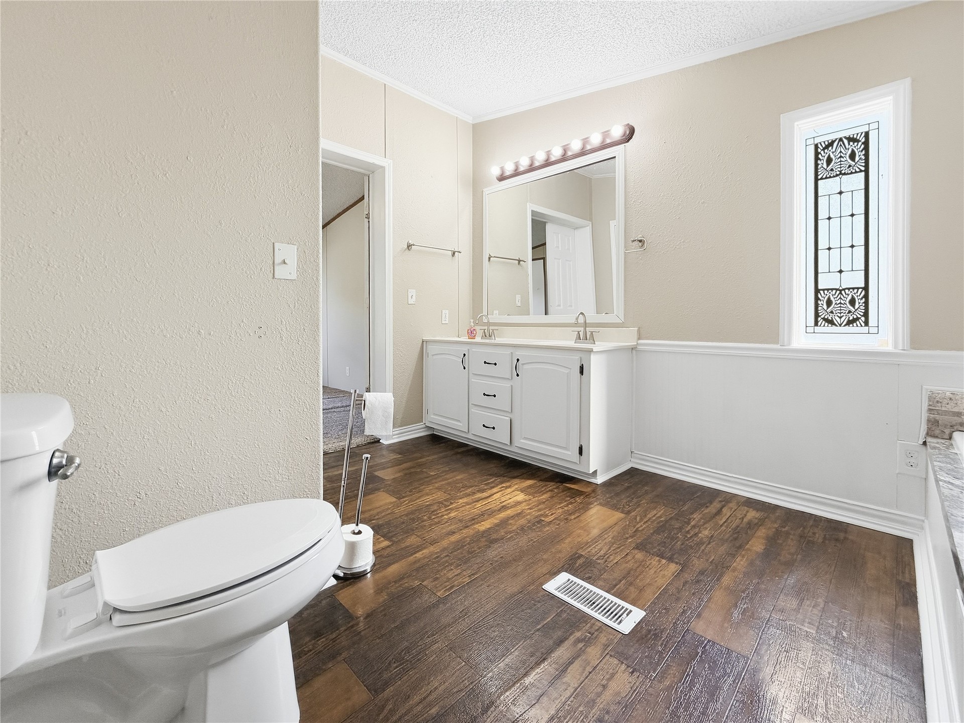 57047 S 550 Road Property Photo 57