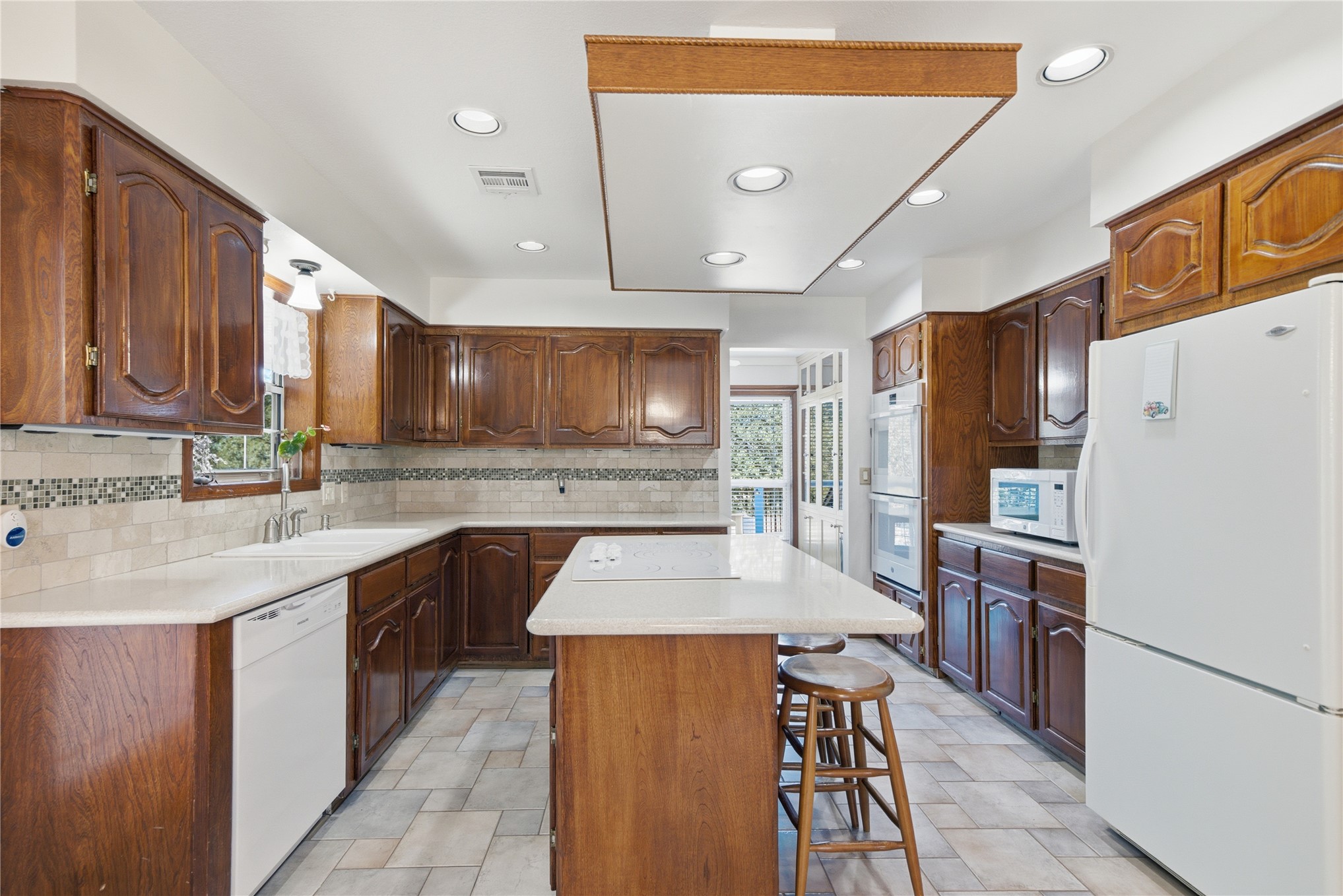 14080 S 4230 Road Property Photo 7