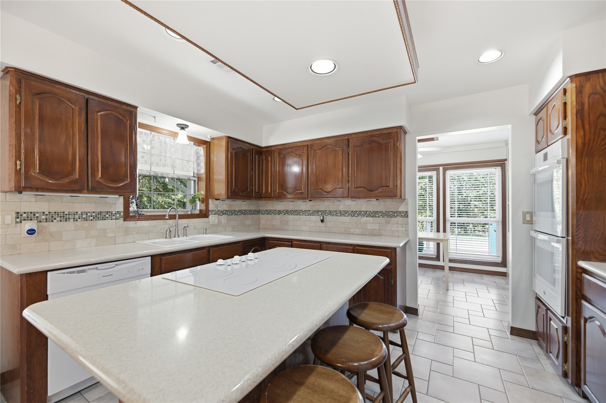 14080 S 4230 Road Property Photo 11