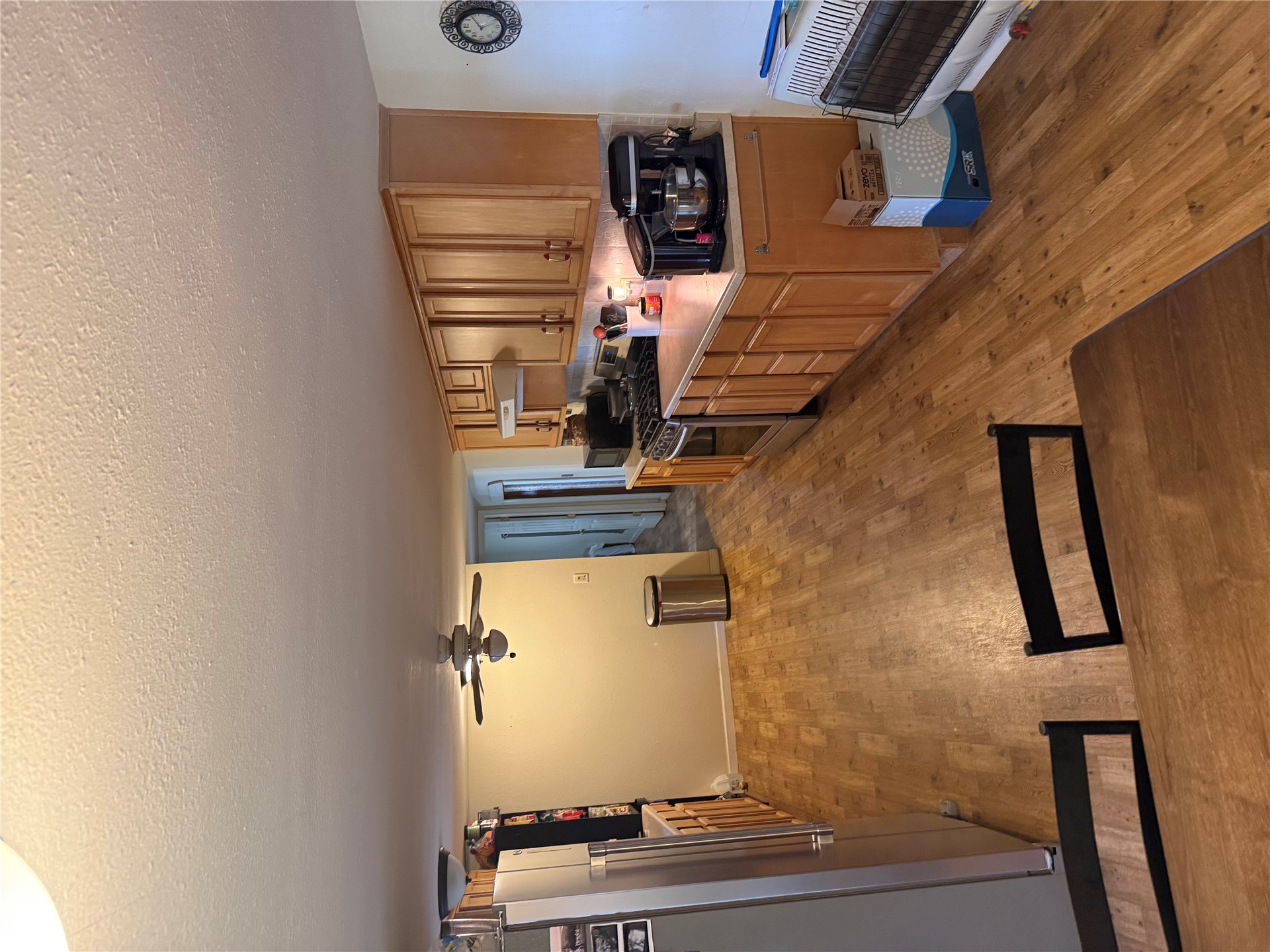 415042 E 1097 Property Photo 6