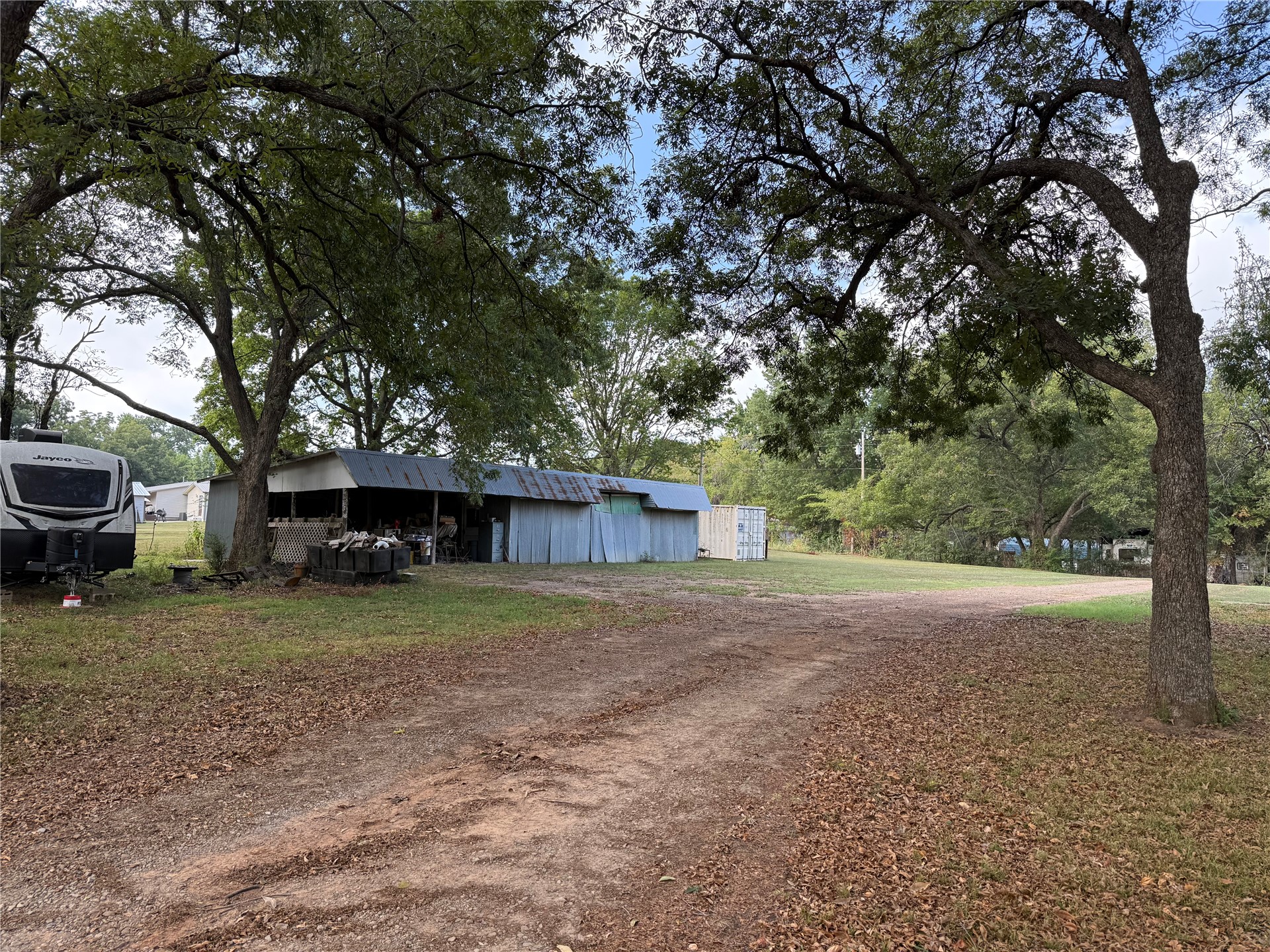 415042 E 1097 Property Photo 10