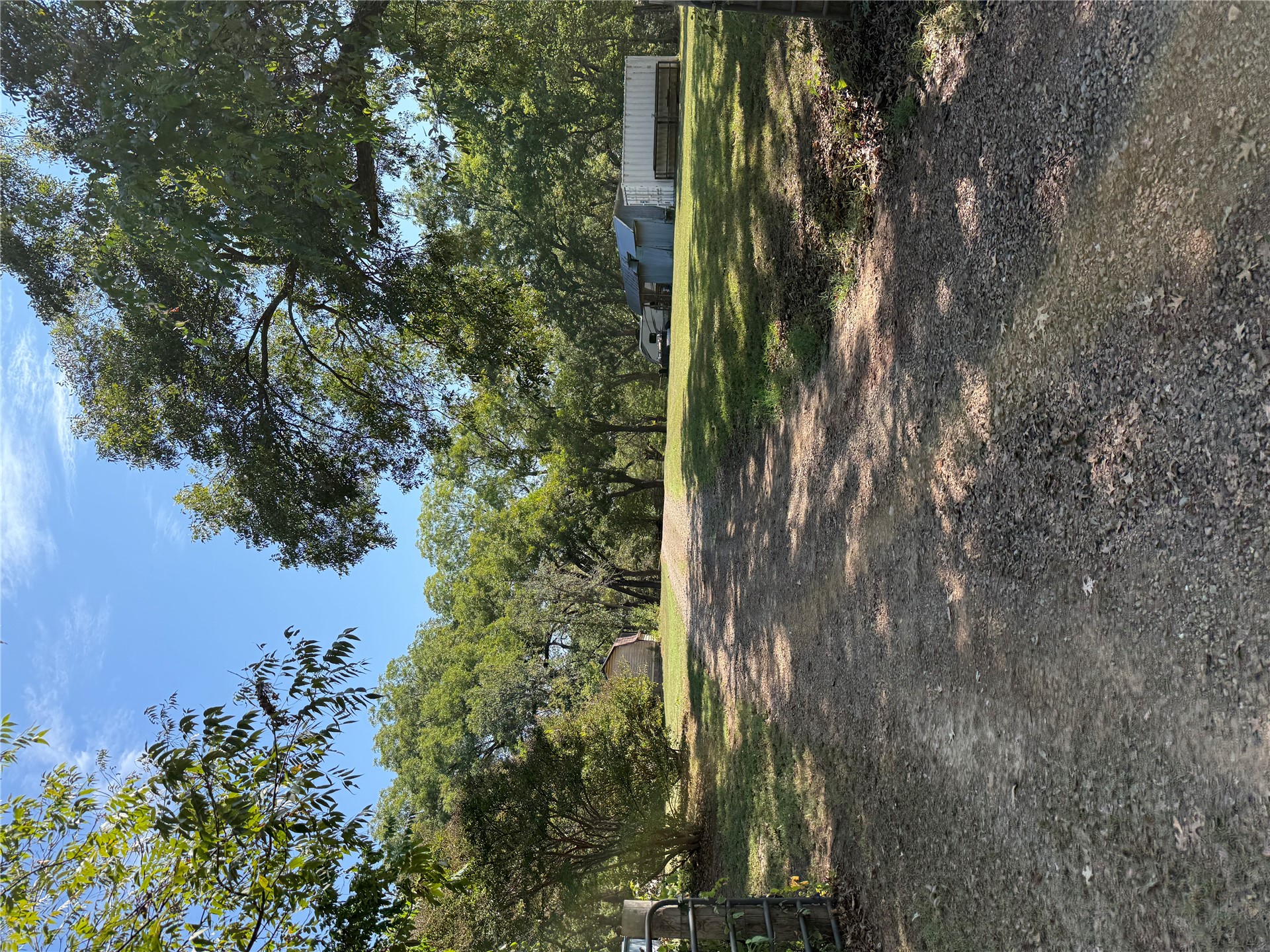 415042 E 1097 Property Photo 11