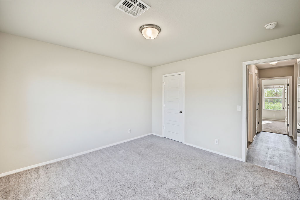 10721 N 101 East Court Property Photo 5