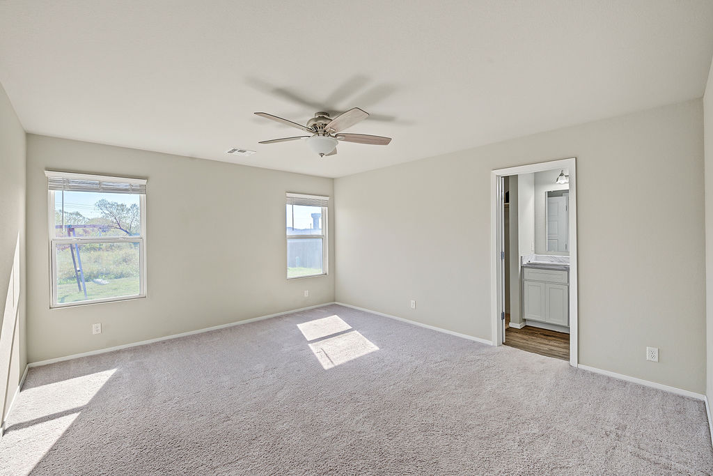 10721 N 101 East Court Property Photo 9