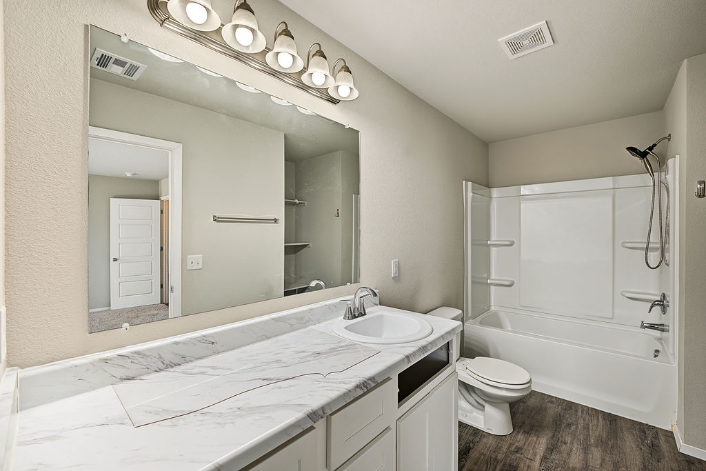 10721 N 101 East Court Property Photo 11