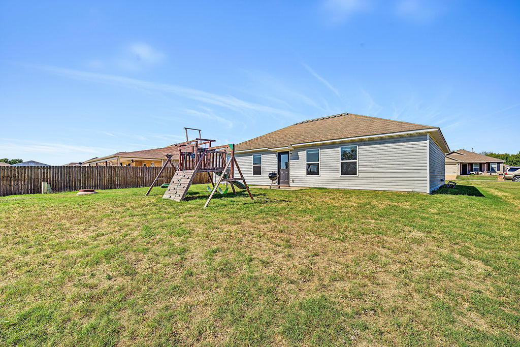 10721 N 101 East Court Property Photo 24