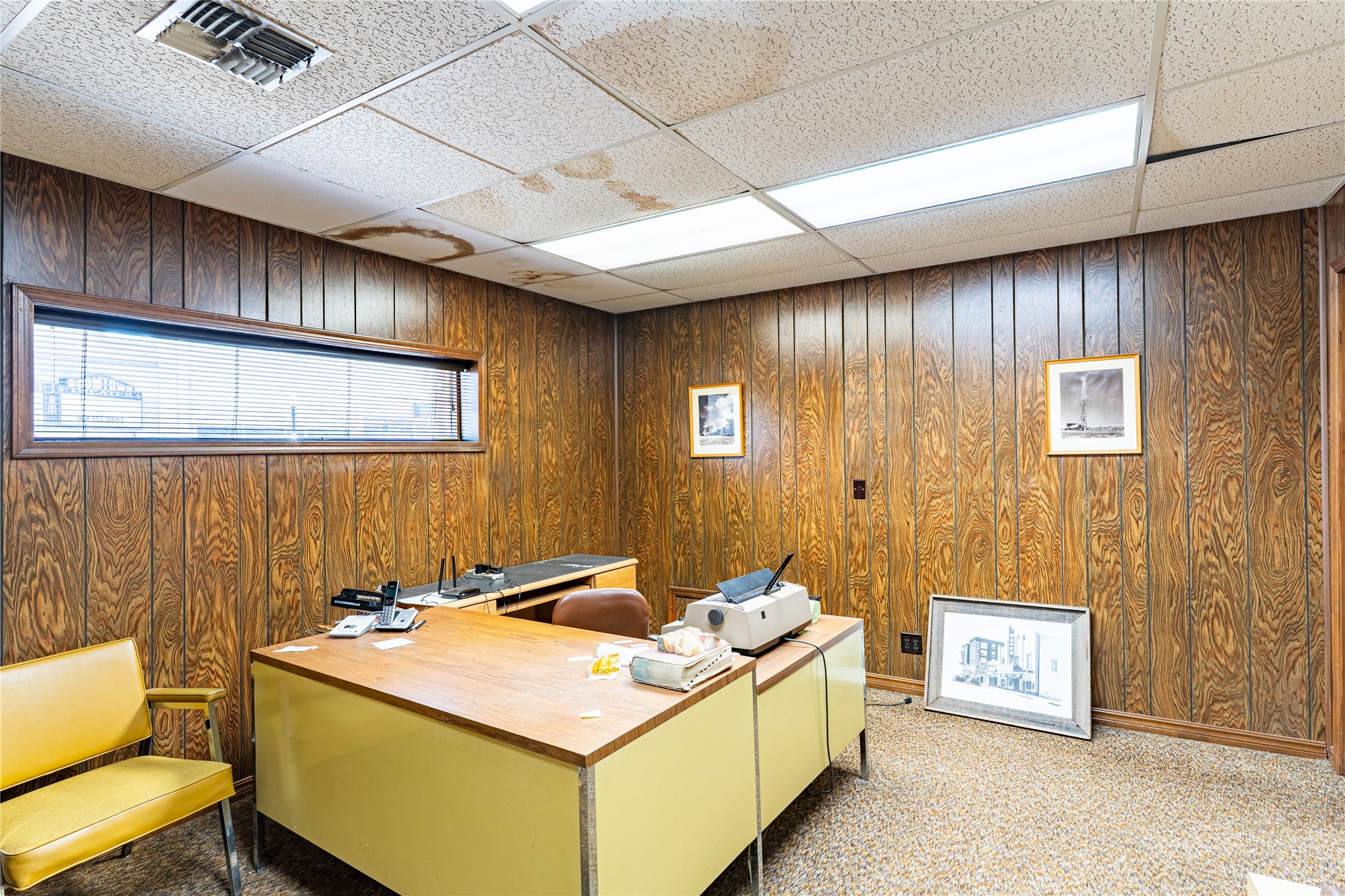 141 E Broadway Street Property Photo 4