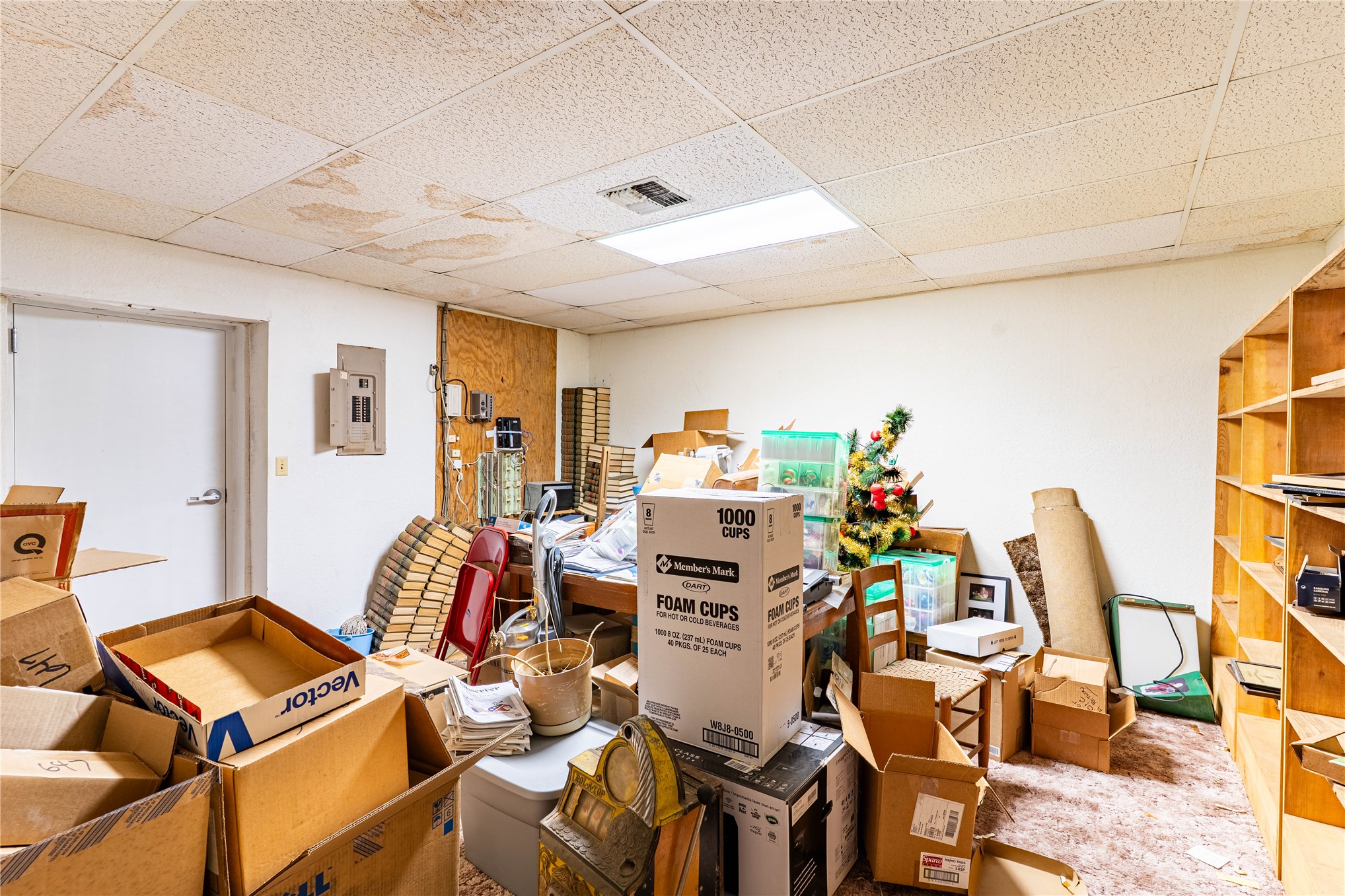141 E Broadway Street Property Photo 15