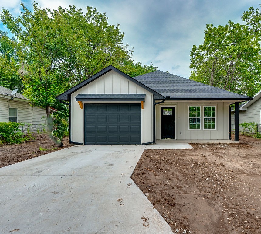 1319 Wolfe Lane Property Photo 1