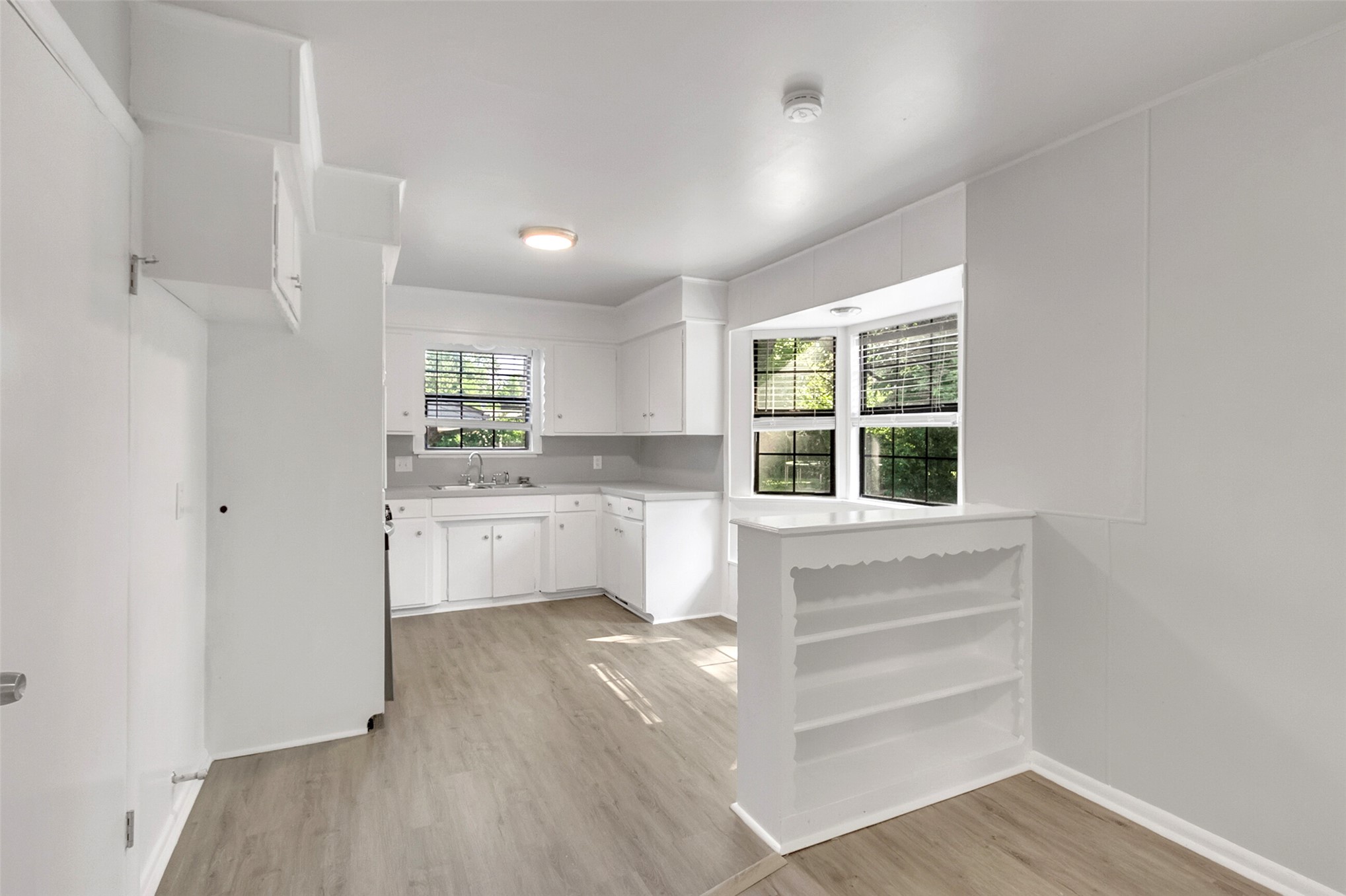 1809 S Birch Avenue Property Photo 7