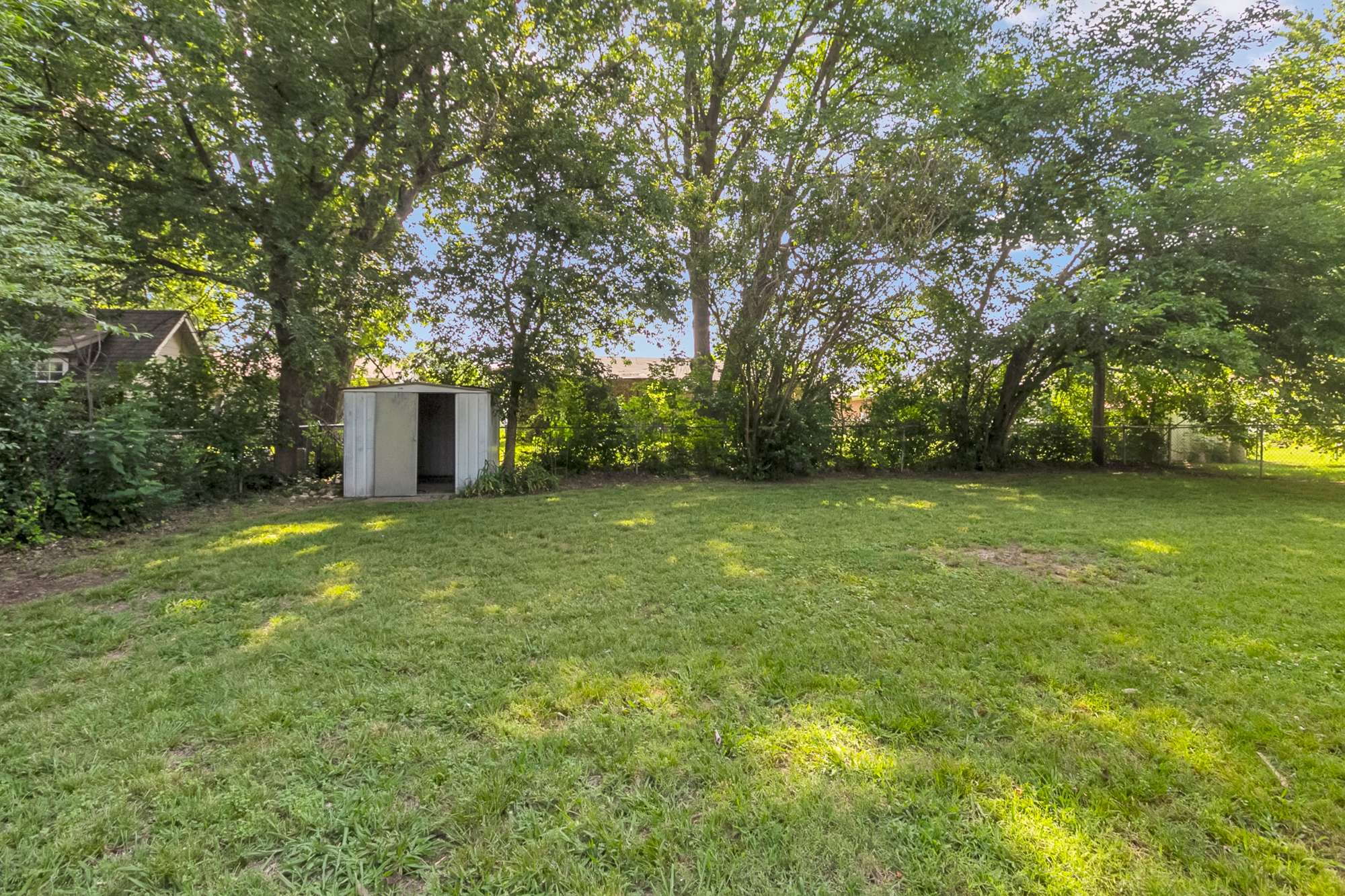 1809 S Birch Avenue Property Photo 18