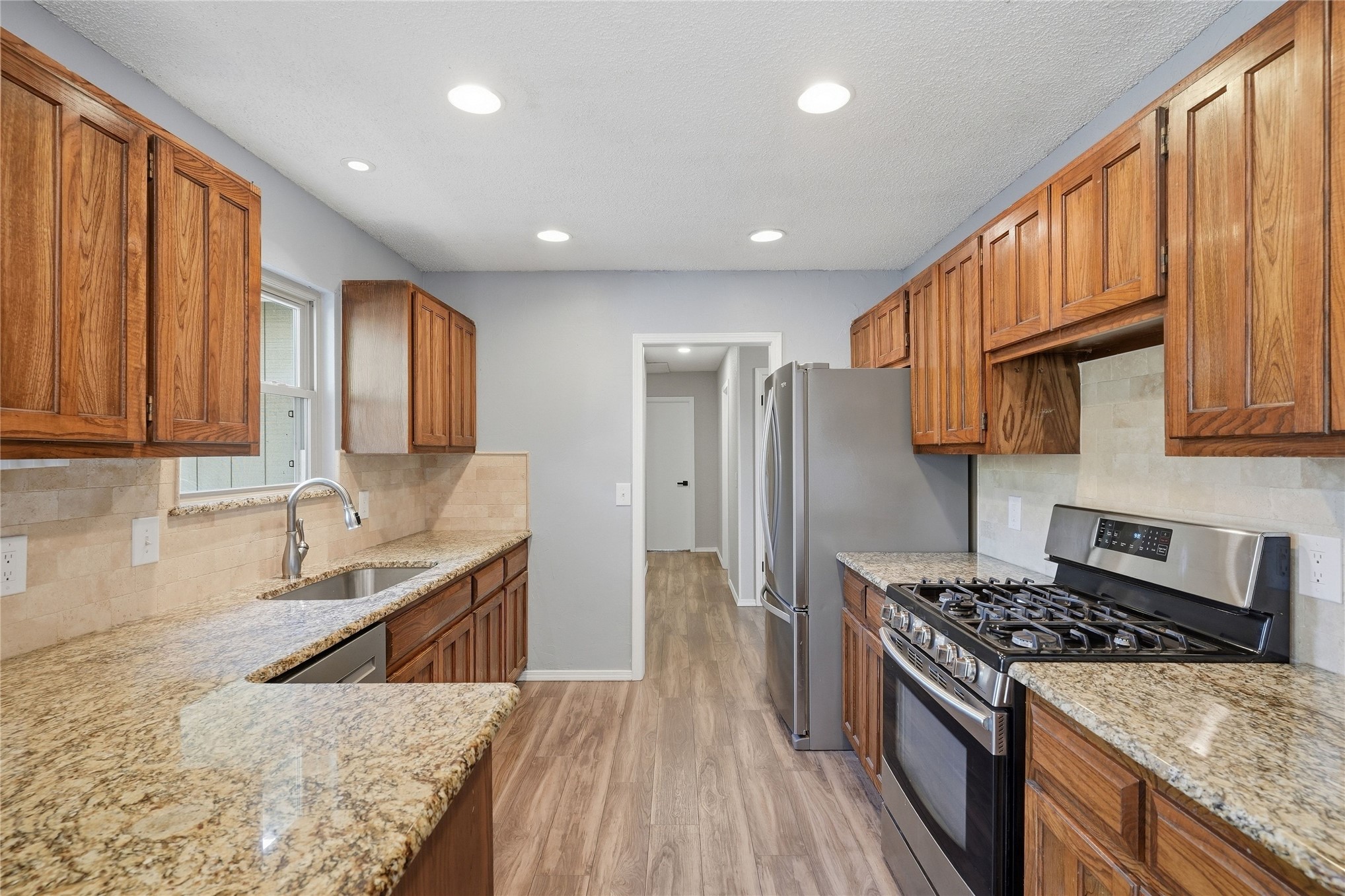 2806 W Atlanta Place Property Photo 19