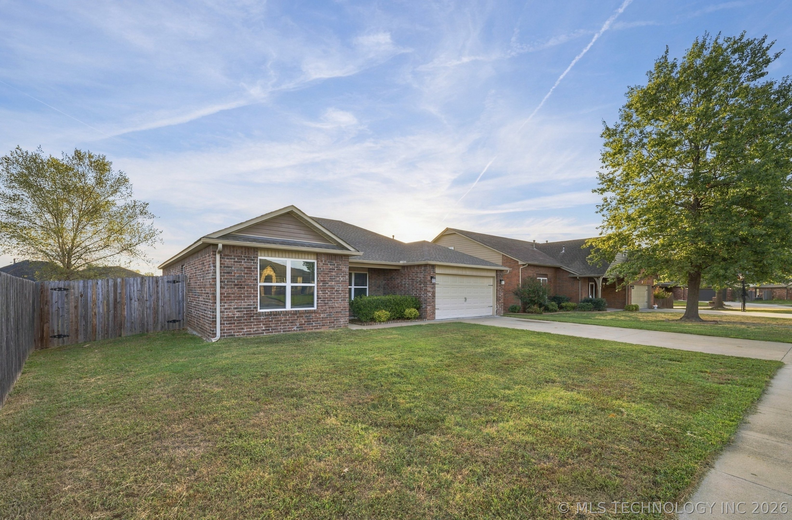 1006 Woodland Road Property Photo 3