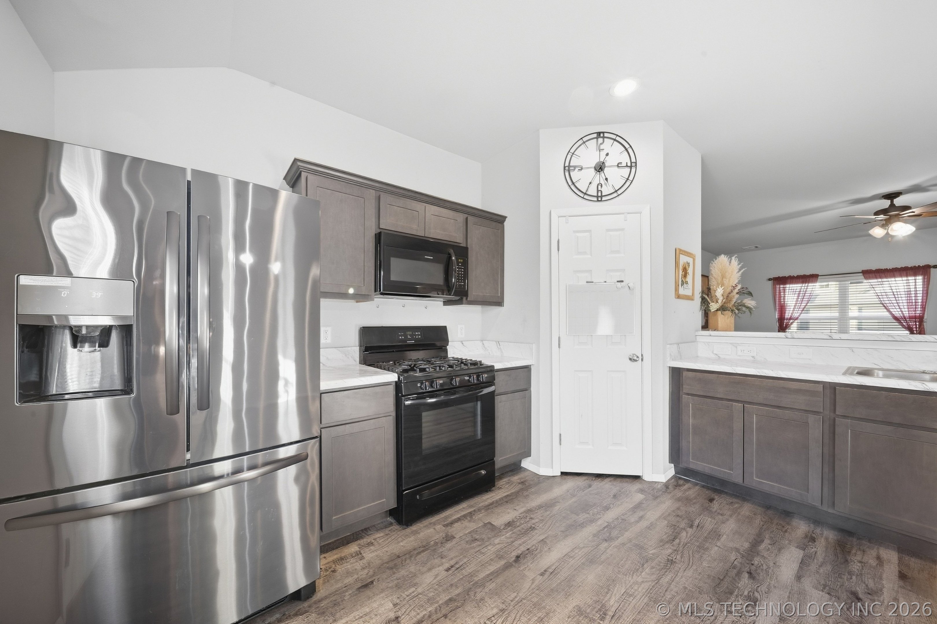 1006 Woodland Road Property Photo 11