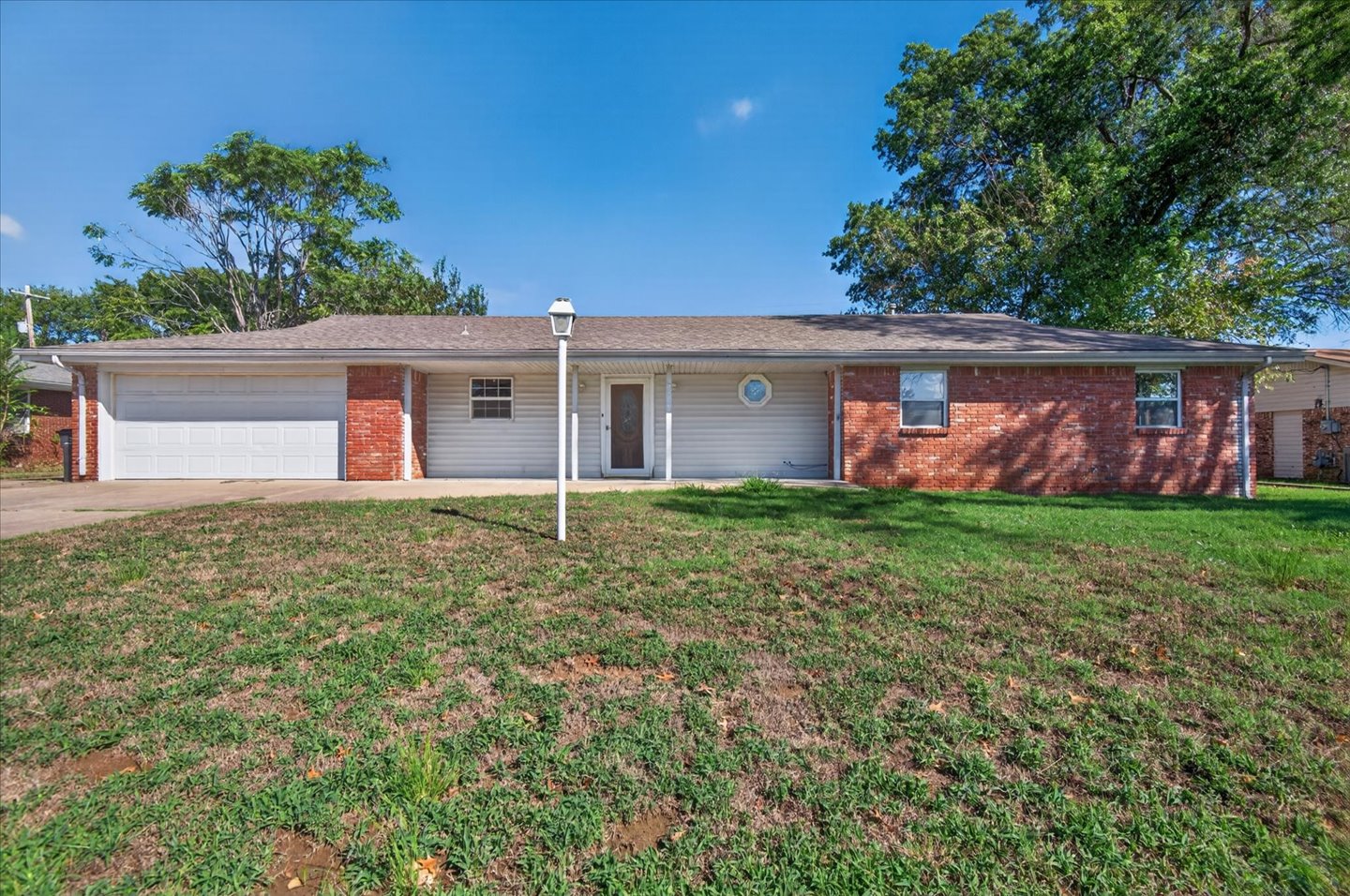 3716 S Velma Drive Property Photo 1