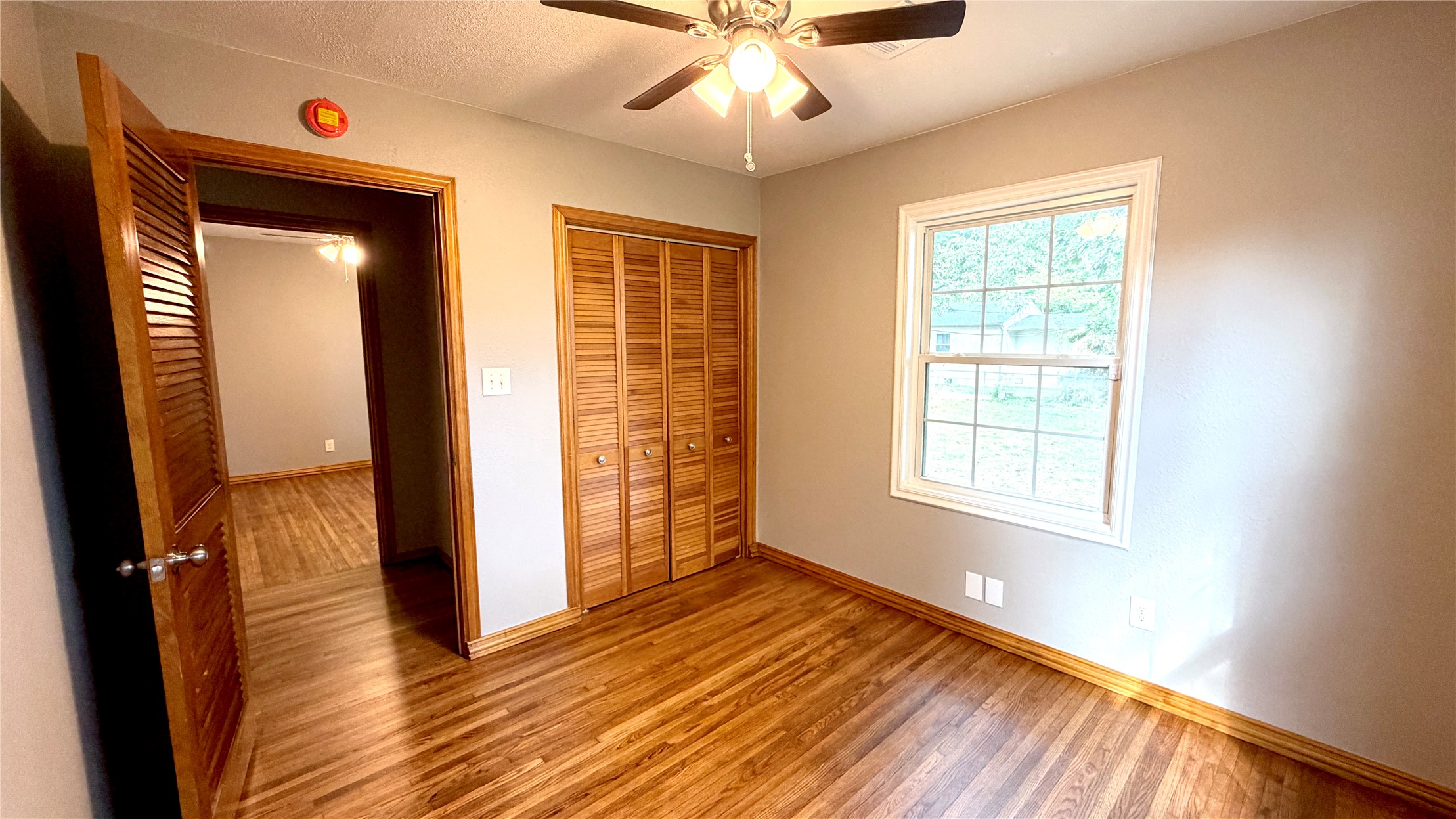 5007 S Quincy Avenue Property Photo 12