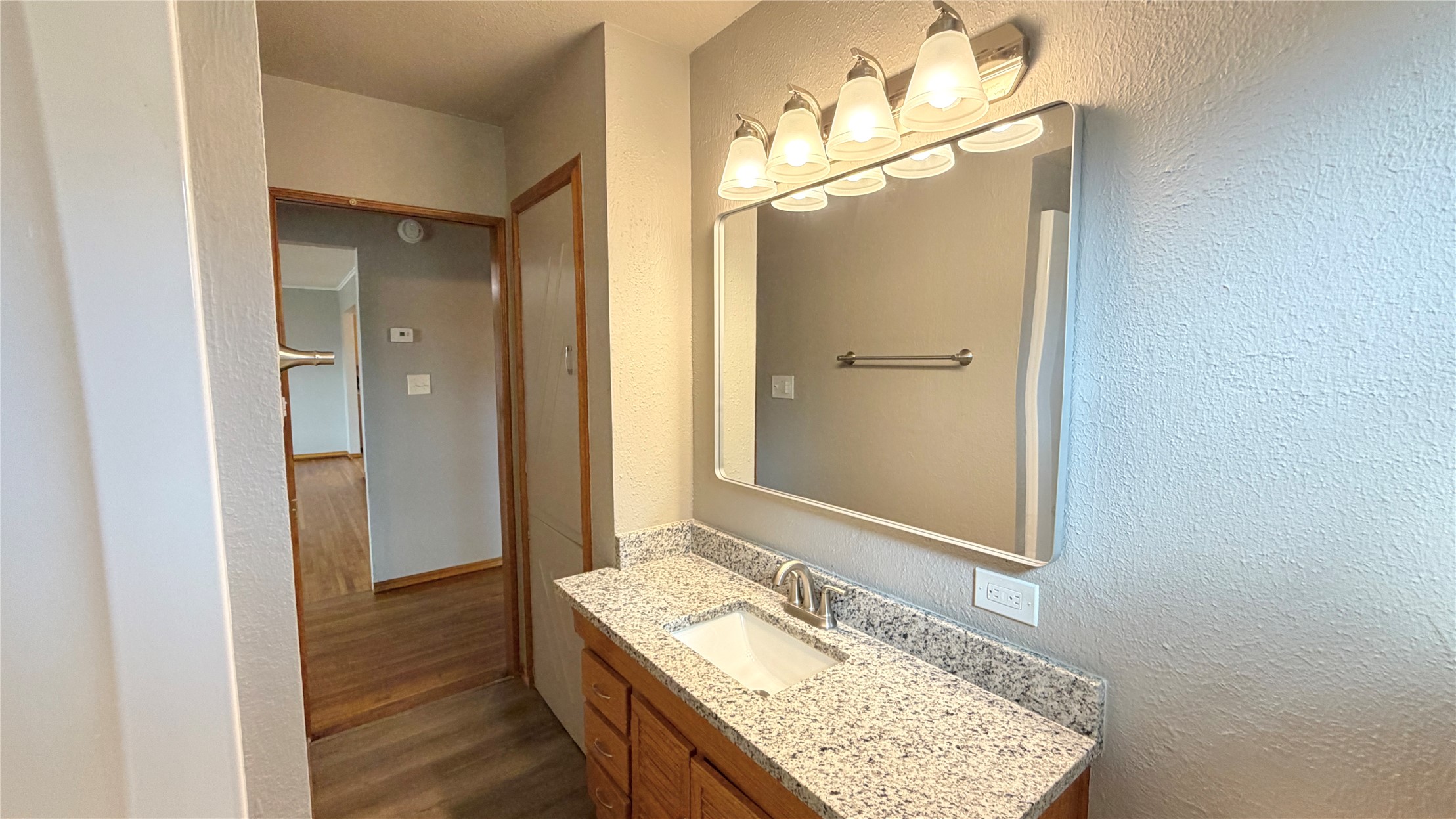 5007 S Quincy Avenue Property Photo 15