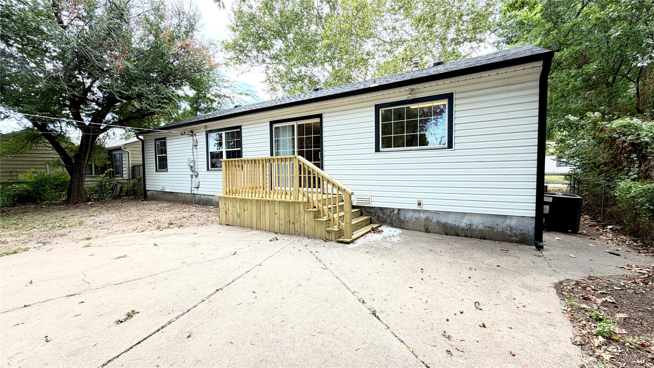 5007 S Quincy Avenue Property Photo 16