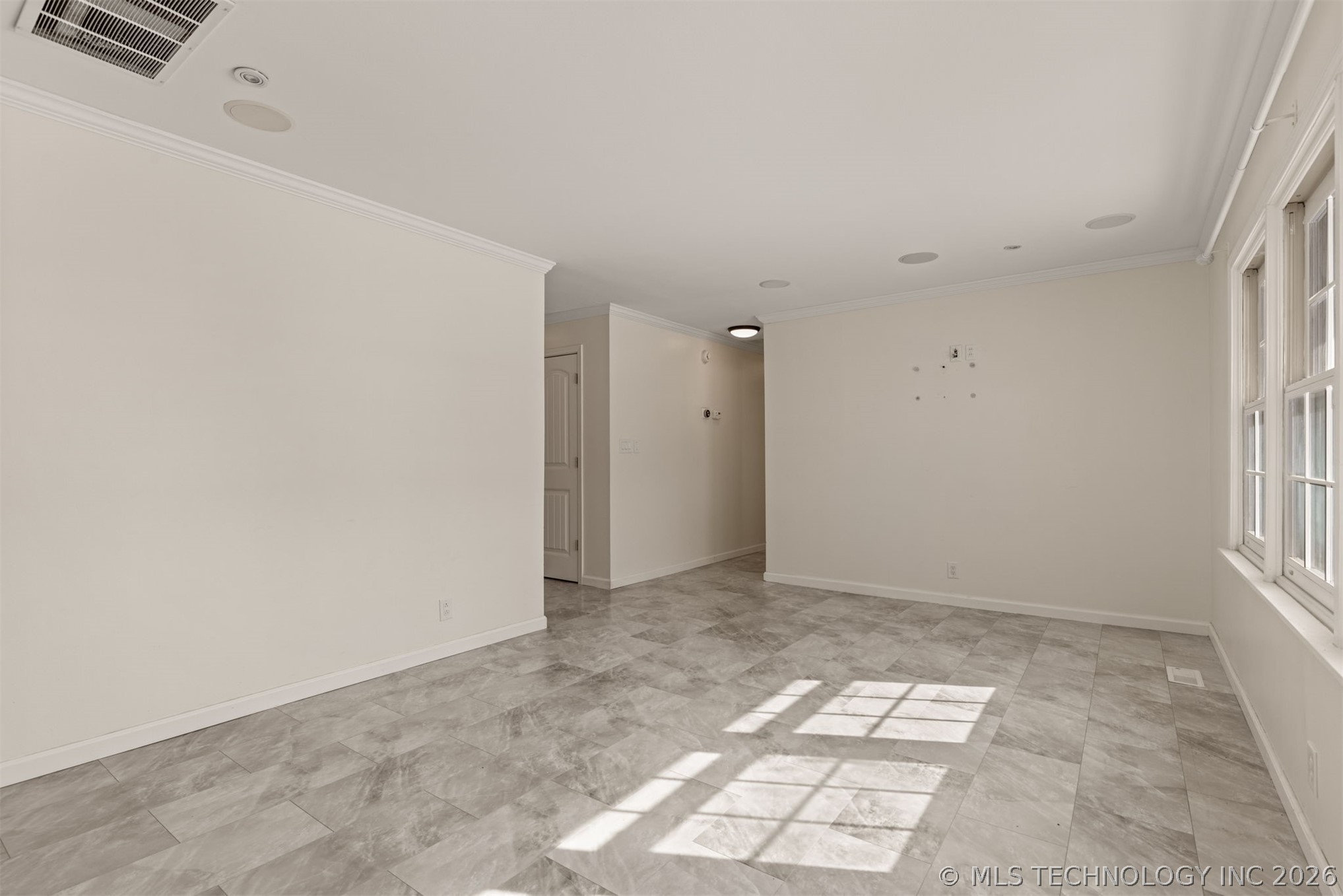 4416 E 58th Place Property Photo 19