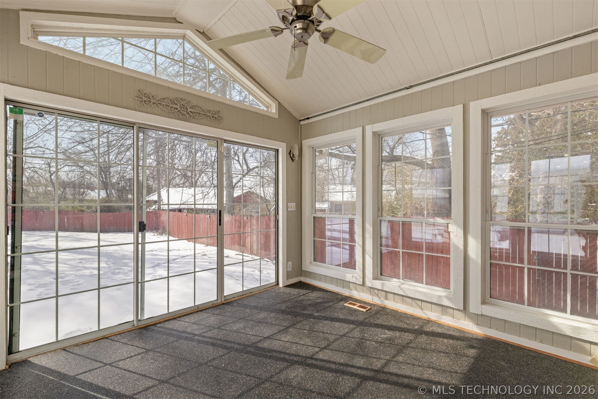 4416 E 58th Place Property Photo 29