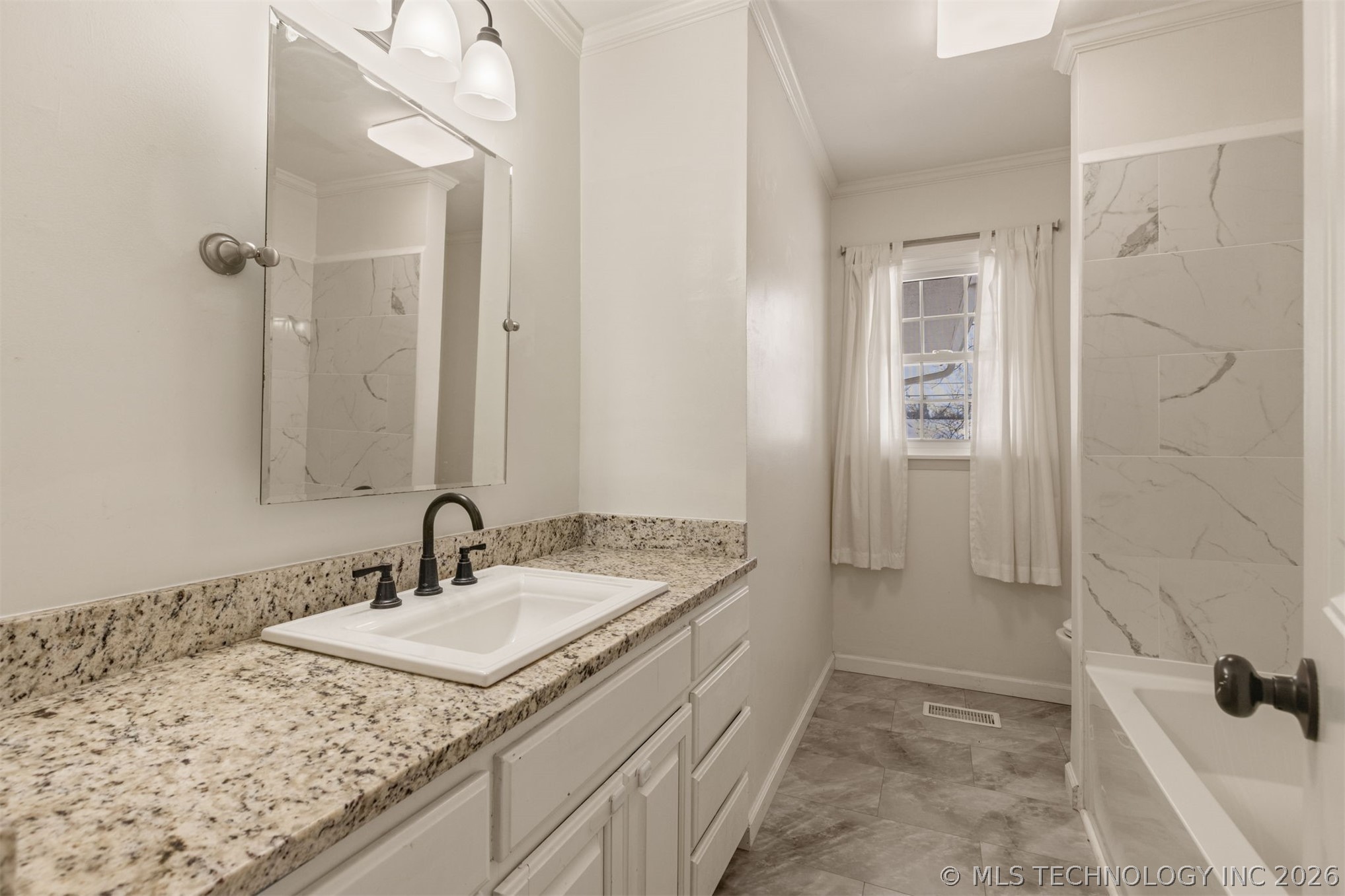 4416 E 58th Place Property Photo 33