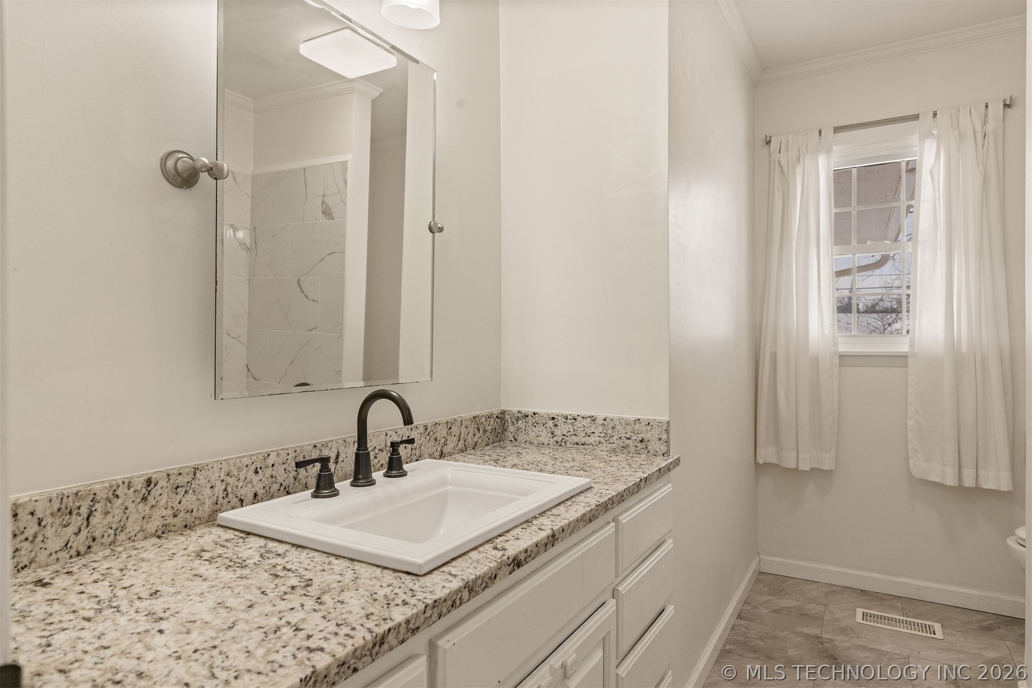 4416 E 58th Place Property Photo 34