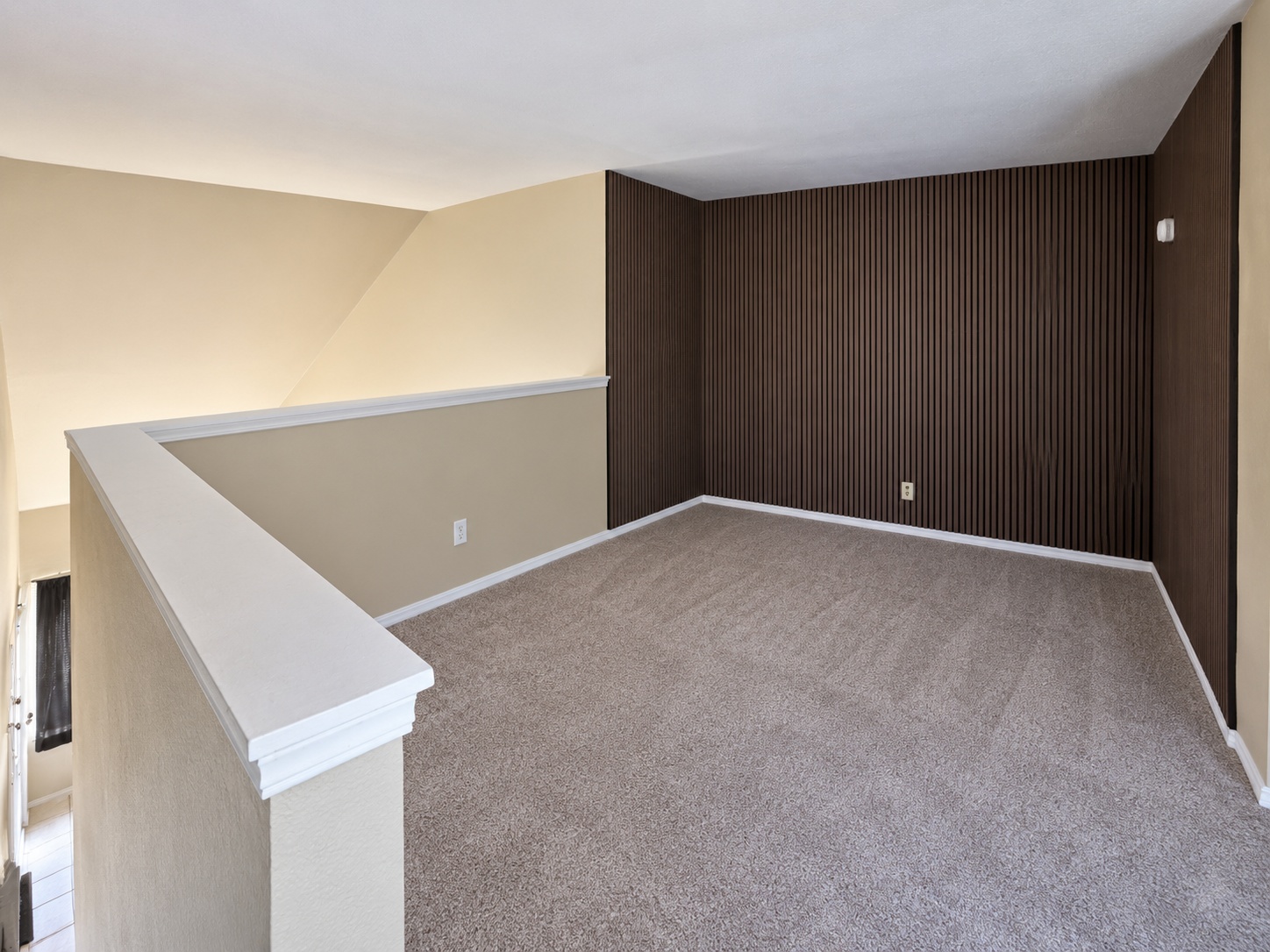 6639 S Victor Avenue Gf207 Property Photo 12