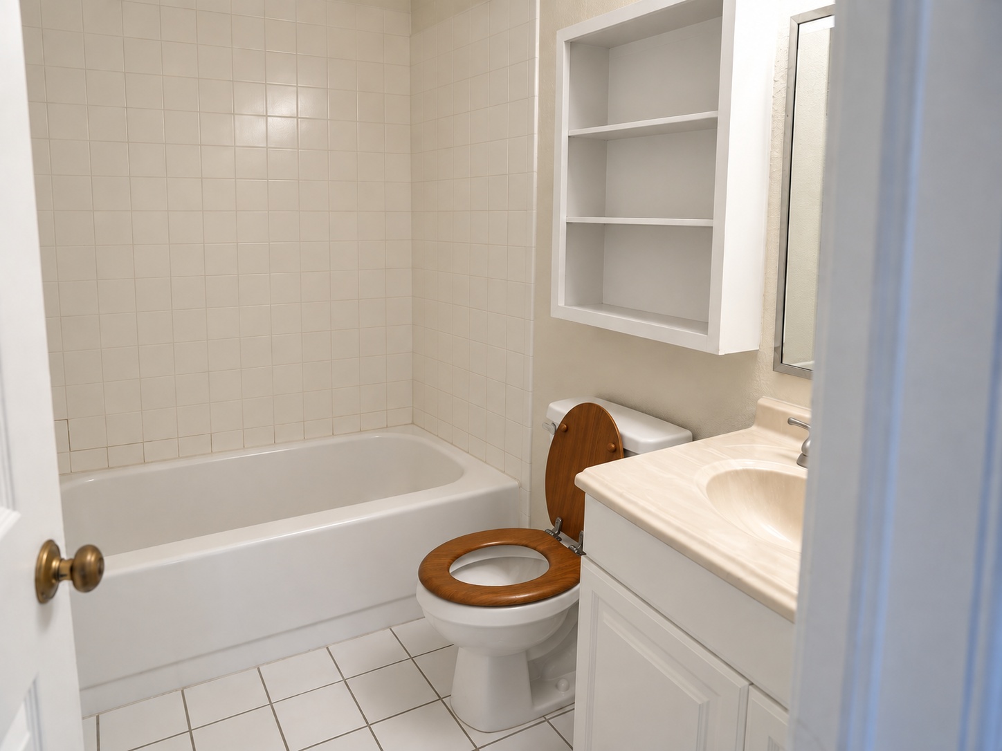 6639 S Victor Avenue Gf207 Property Photo 14
