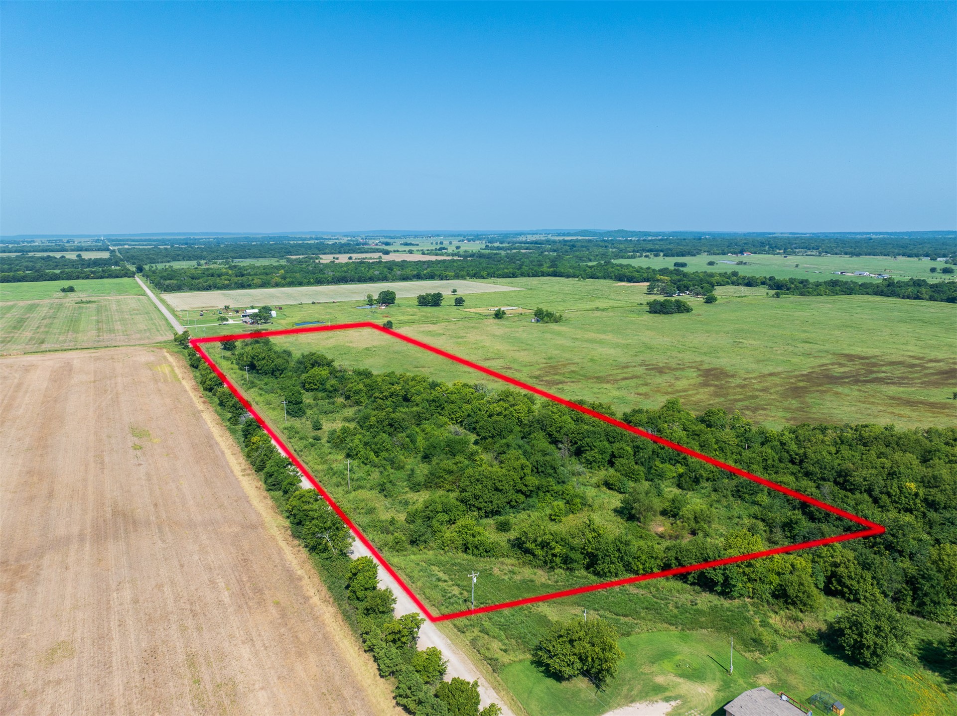 5 N 320 Road Property Photo 4