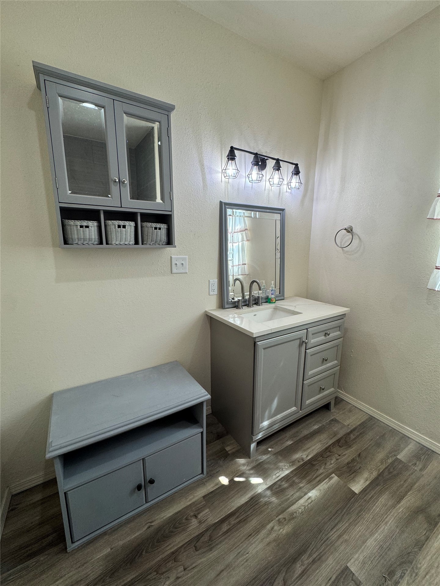 1128 Shawnee Property Photo 14