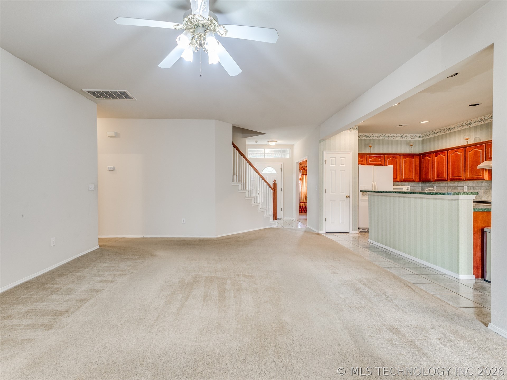 3006 N G Street Property Photo 11