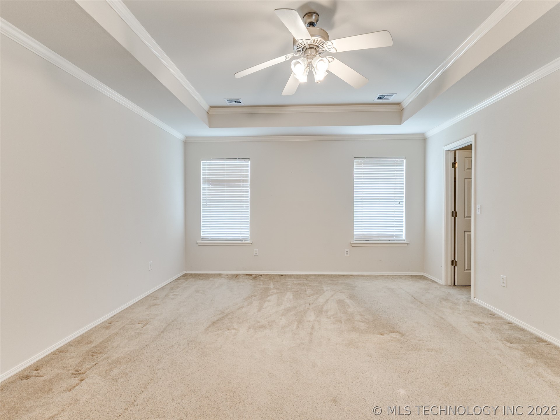 3006 N G Street Property Photo 14