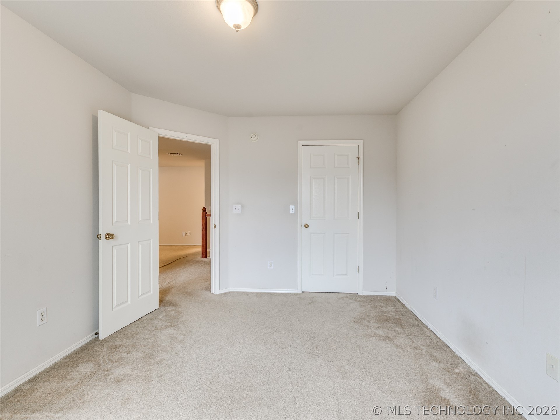 3006 N G Street Property Photo 28