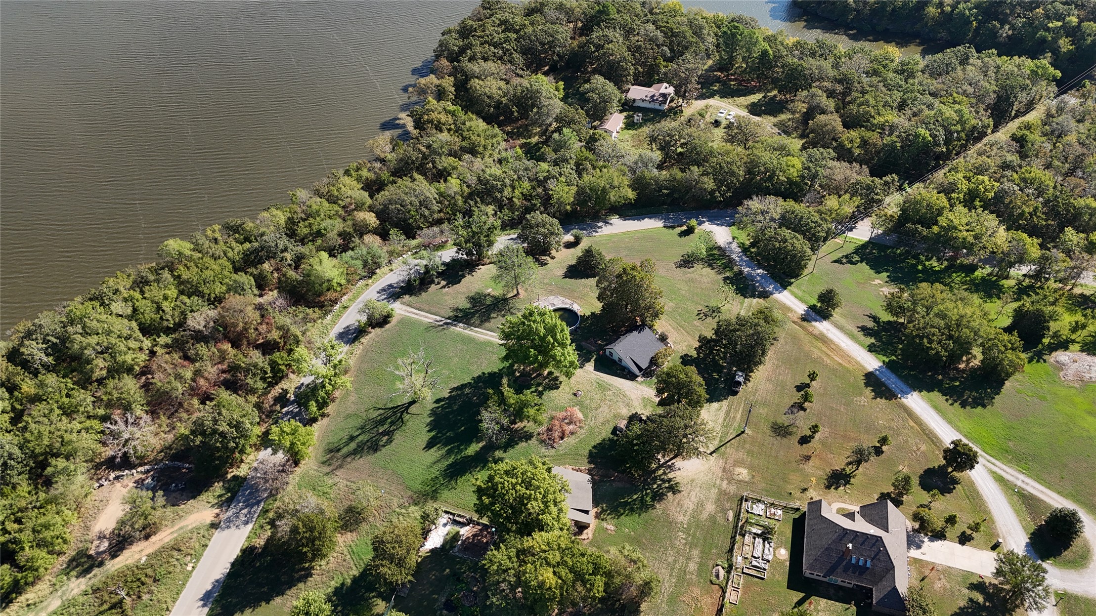14552 E Lake Drive Property Photo 19