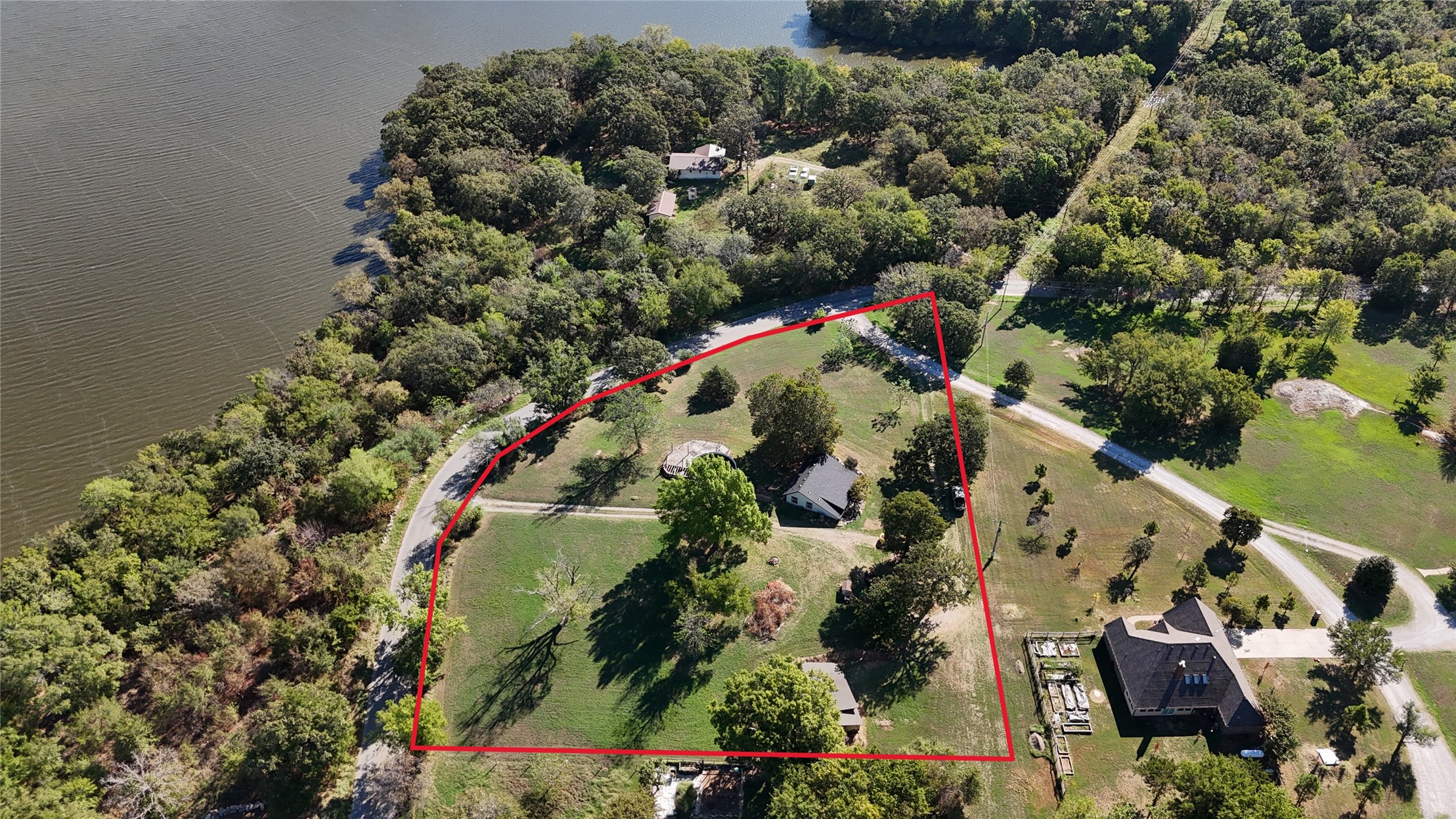 14552 E Lake Drive Property Photo 22