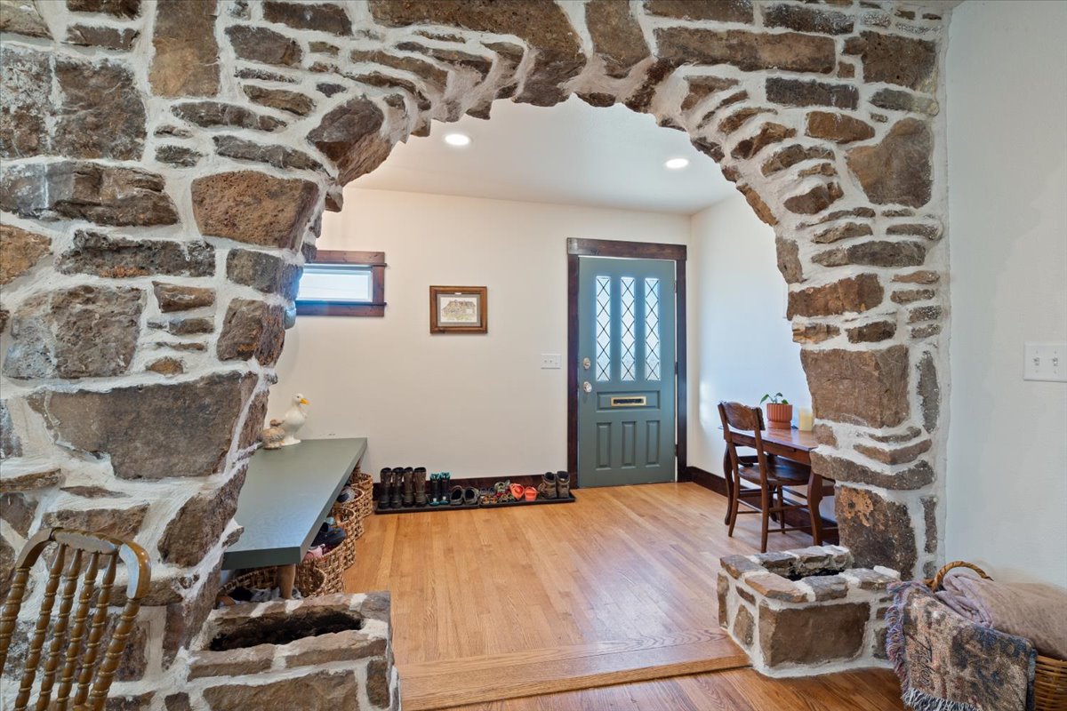 14282 E 530 Road Property Photo 3
