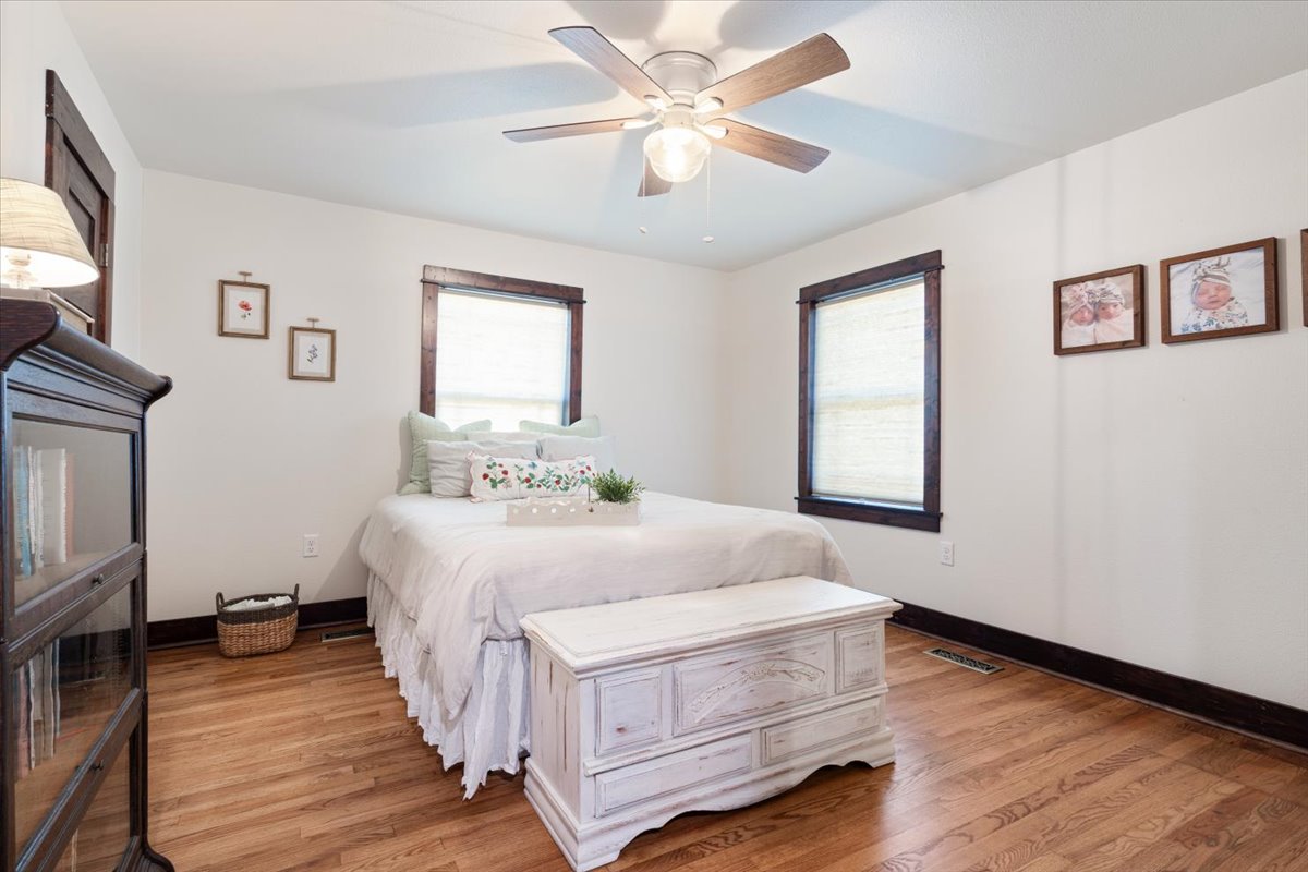 14282 E 530 Road Property Photo 17