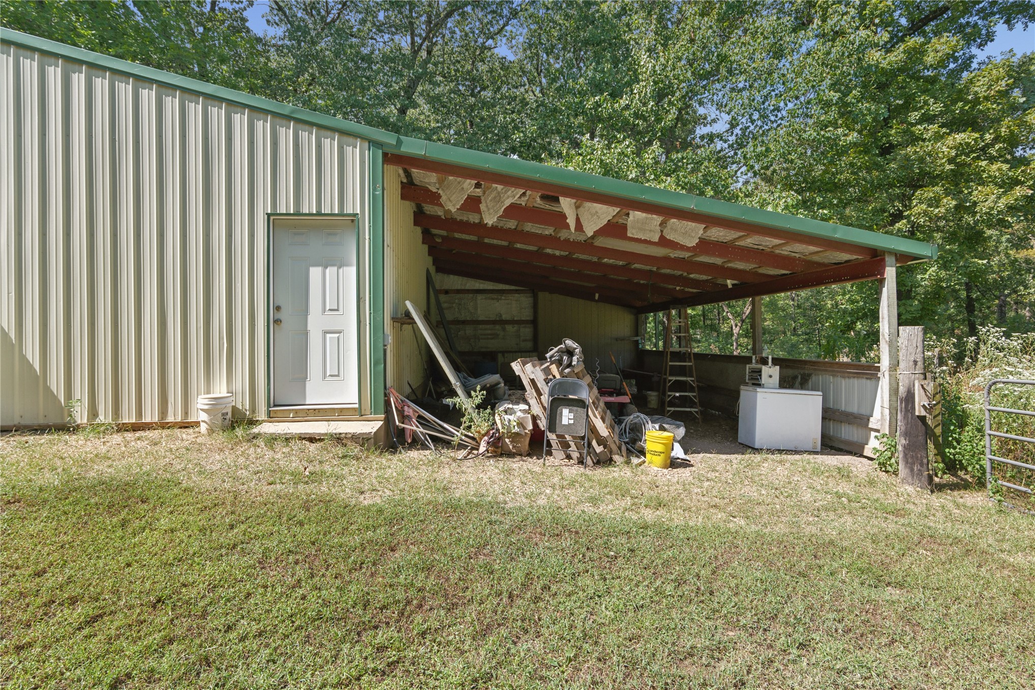 7742 S 447 Property Photo 4