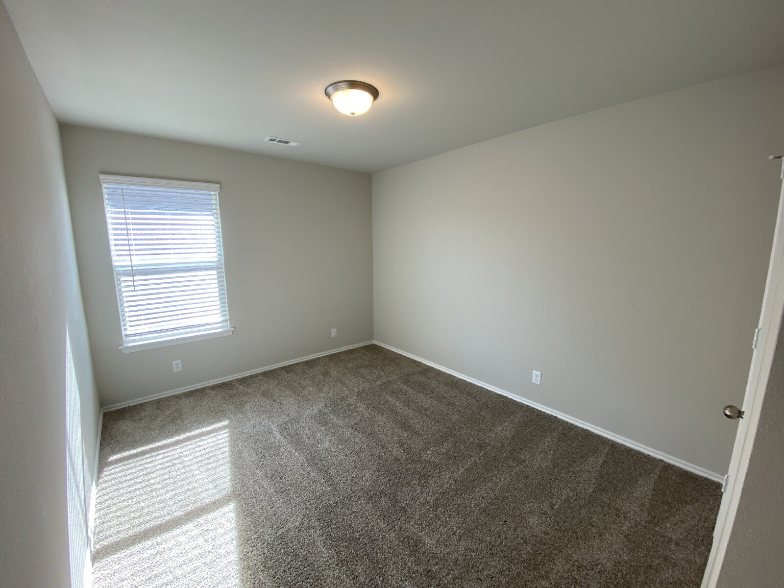 26414 Hann Drive Property Photo 10