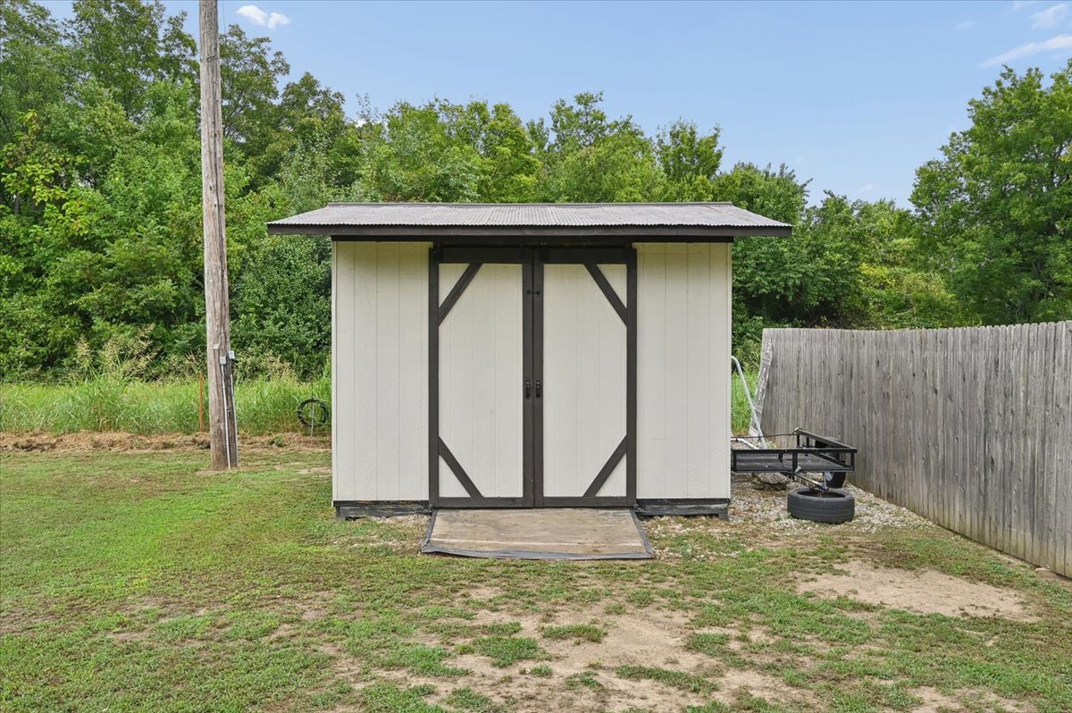 10511 S 200th East Avenue Property Photo 46