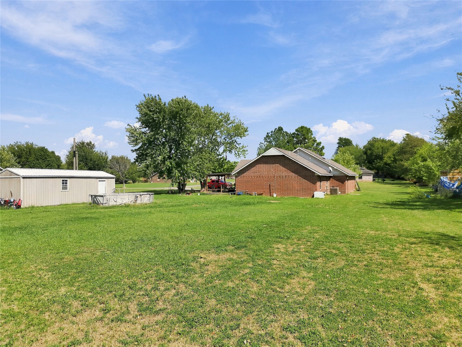 81750 S 4719 Property Photo 5