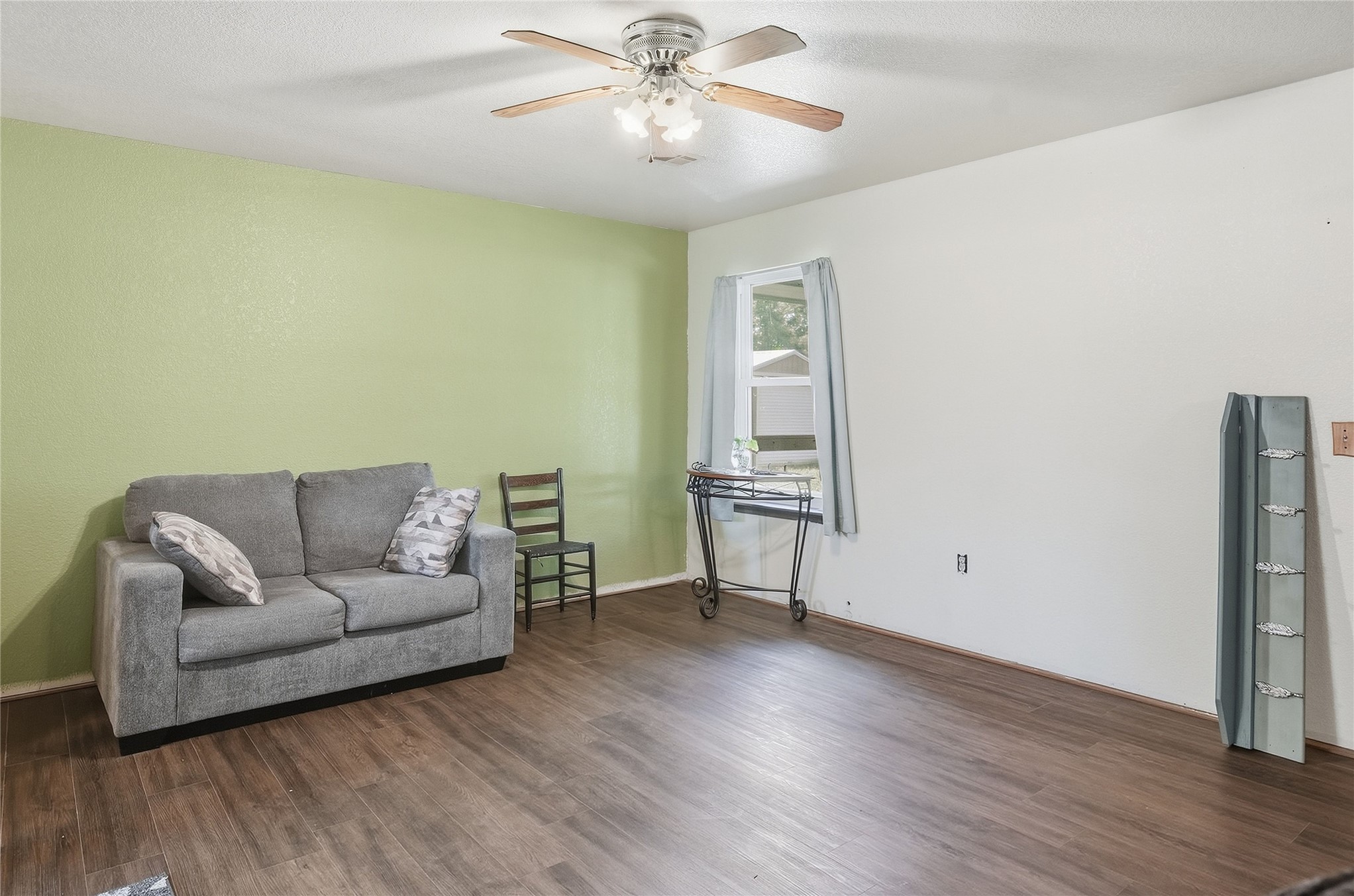 81750 S 4719 Property Photo 10