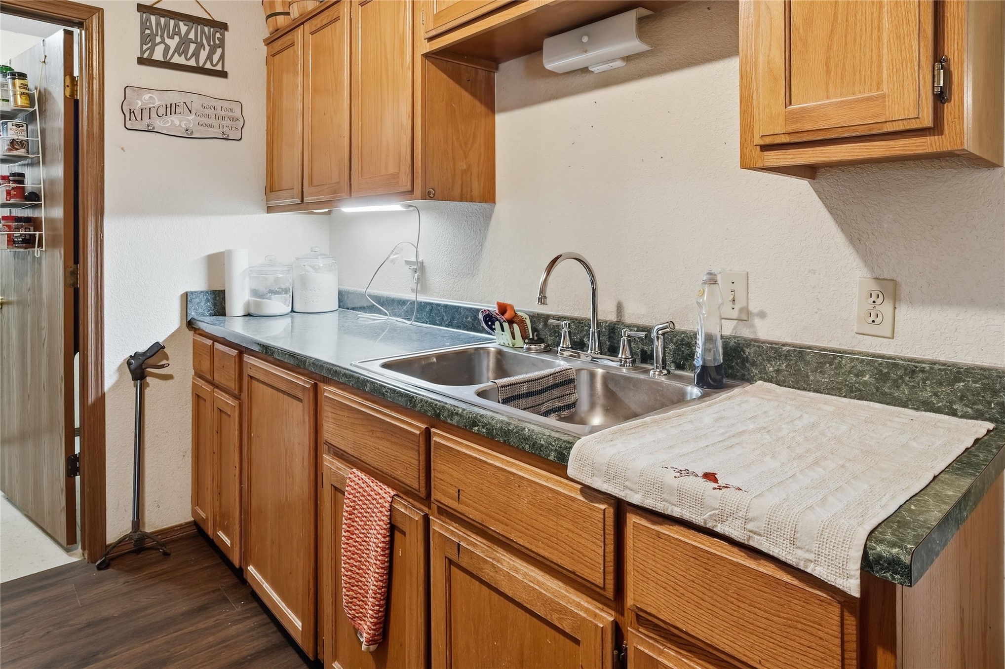 81750 S 4719 Property Photo 19