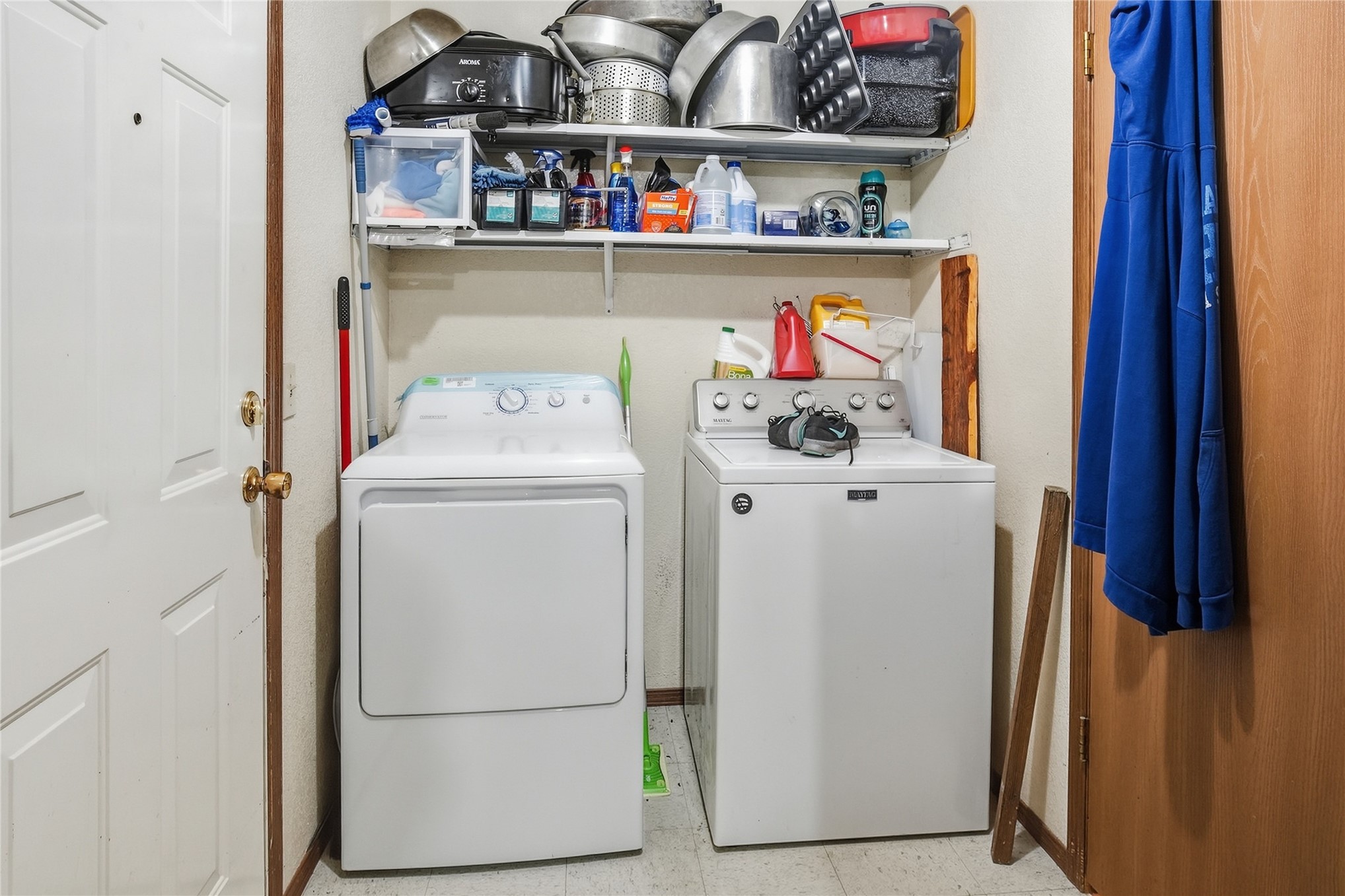 81750 S 4719 Property Photo 21