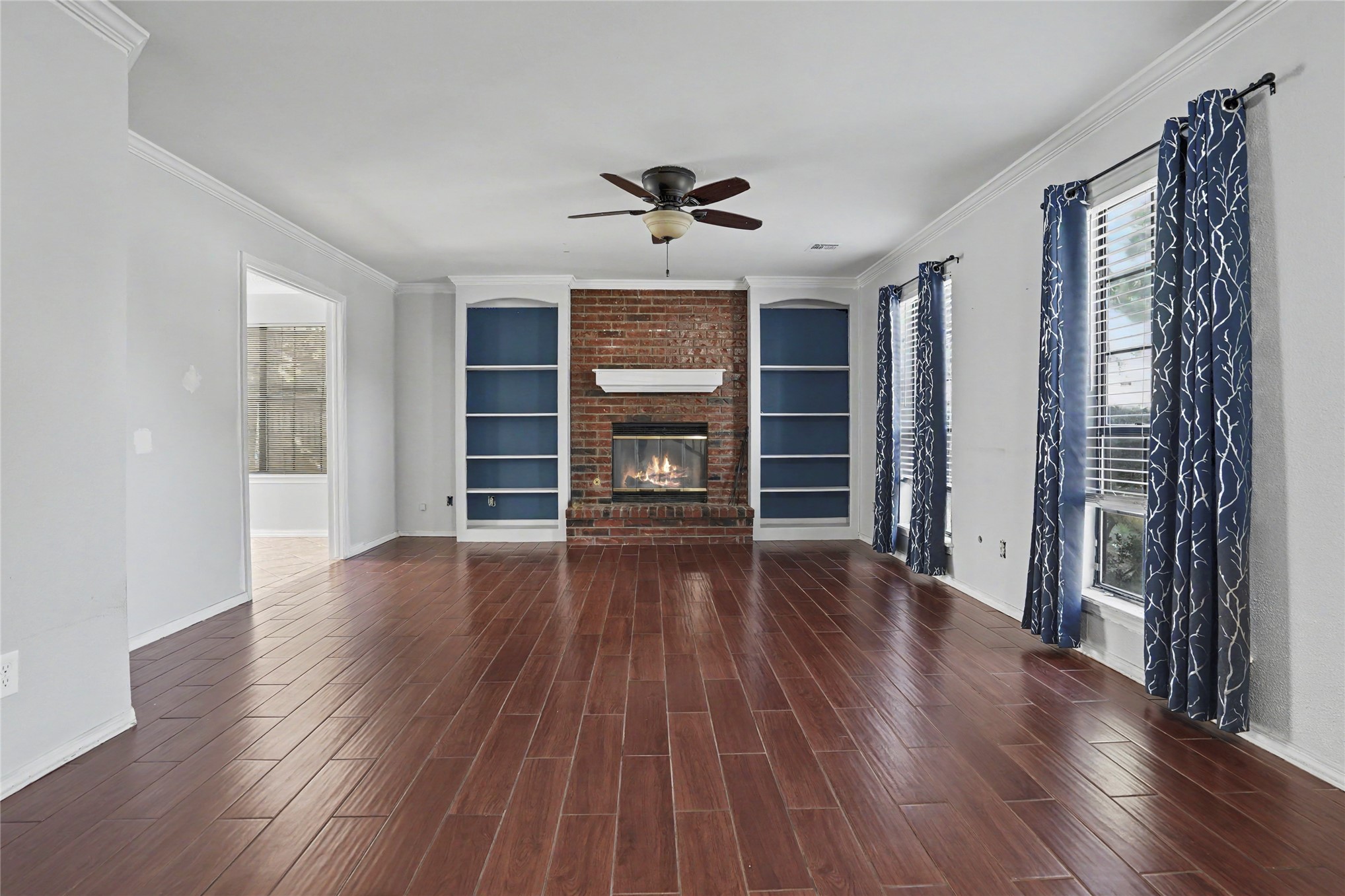 1809 W Gulfport Street Property Photo 3