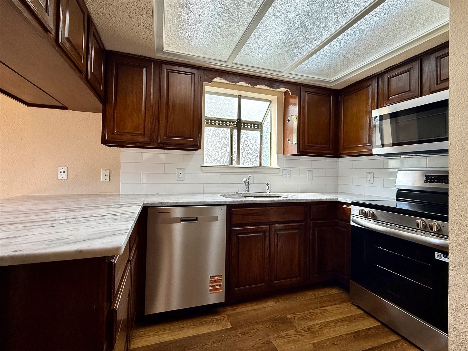 12938 E 28th Place Property Photo 12