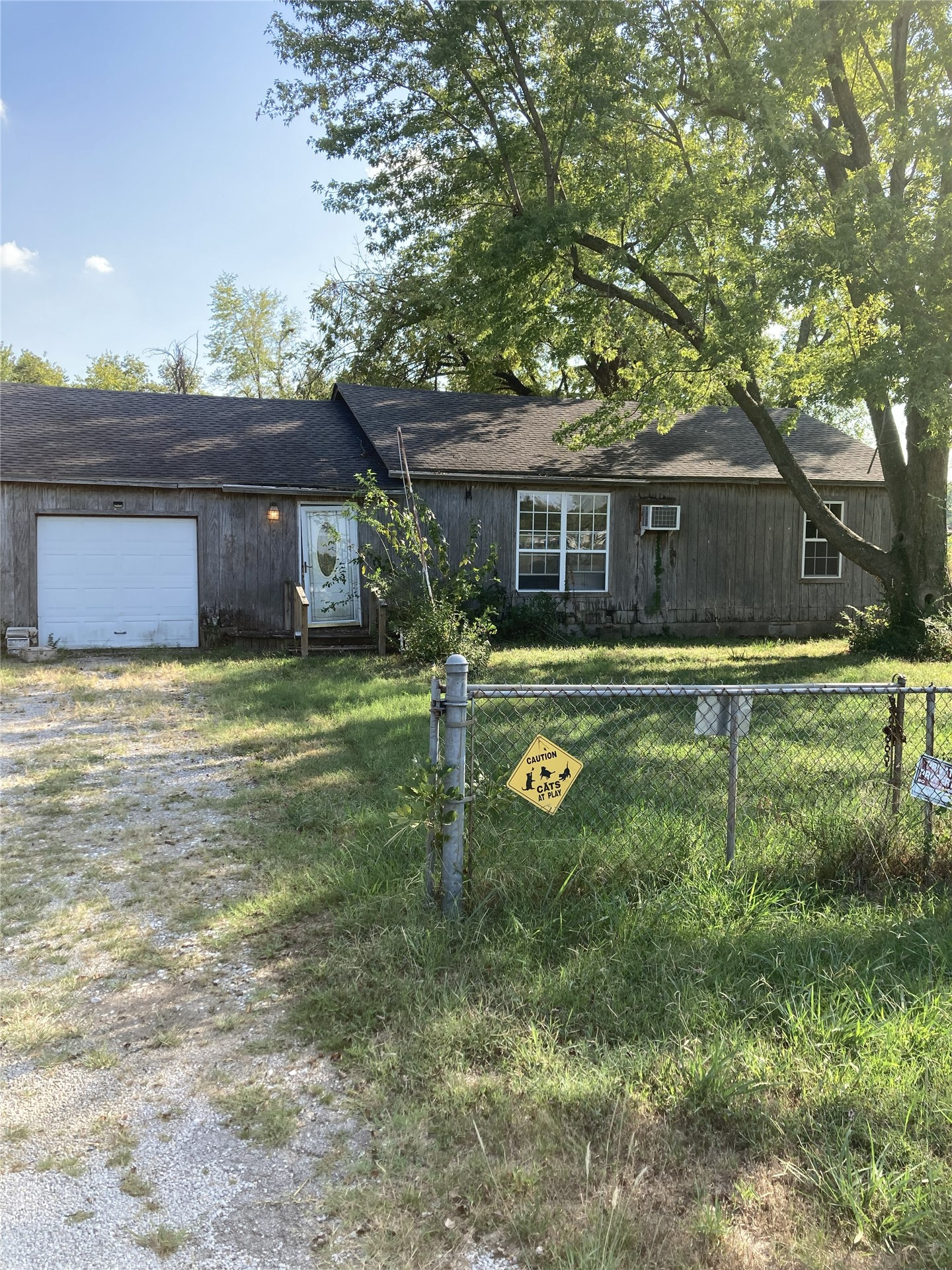 2408 E 61st Street North